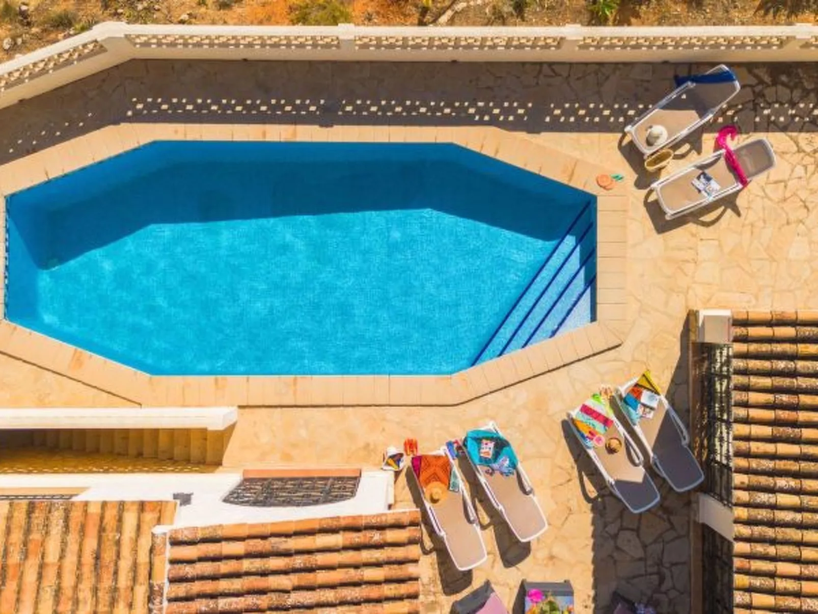 Villa Moskoa - PlusHolidays - Image-tags.info