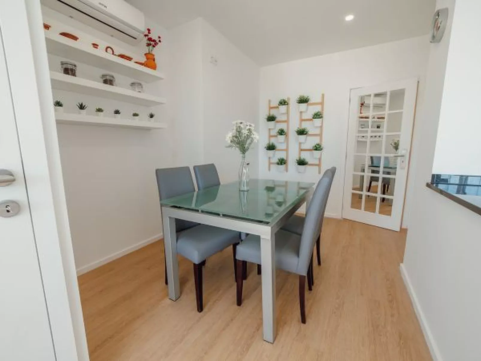 GRAND APARTMENT MERCADO BOM SUCESSO by VACATIONY - Inside