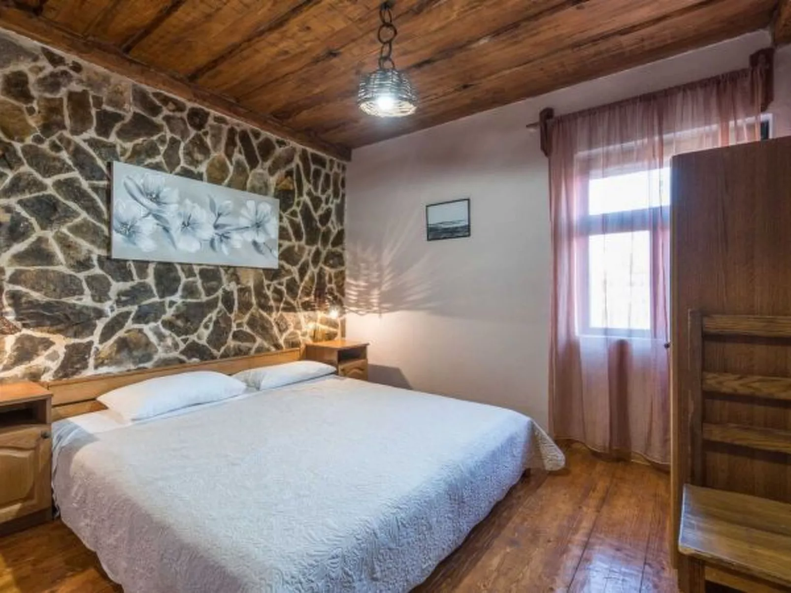 Stone Holiday house Zara with jacuzzi - Image-tags.info