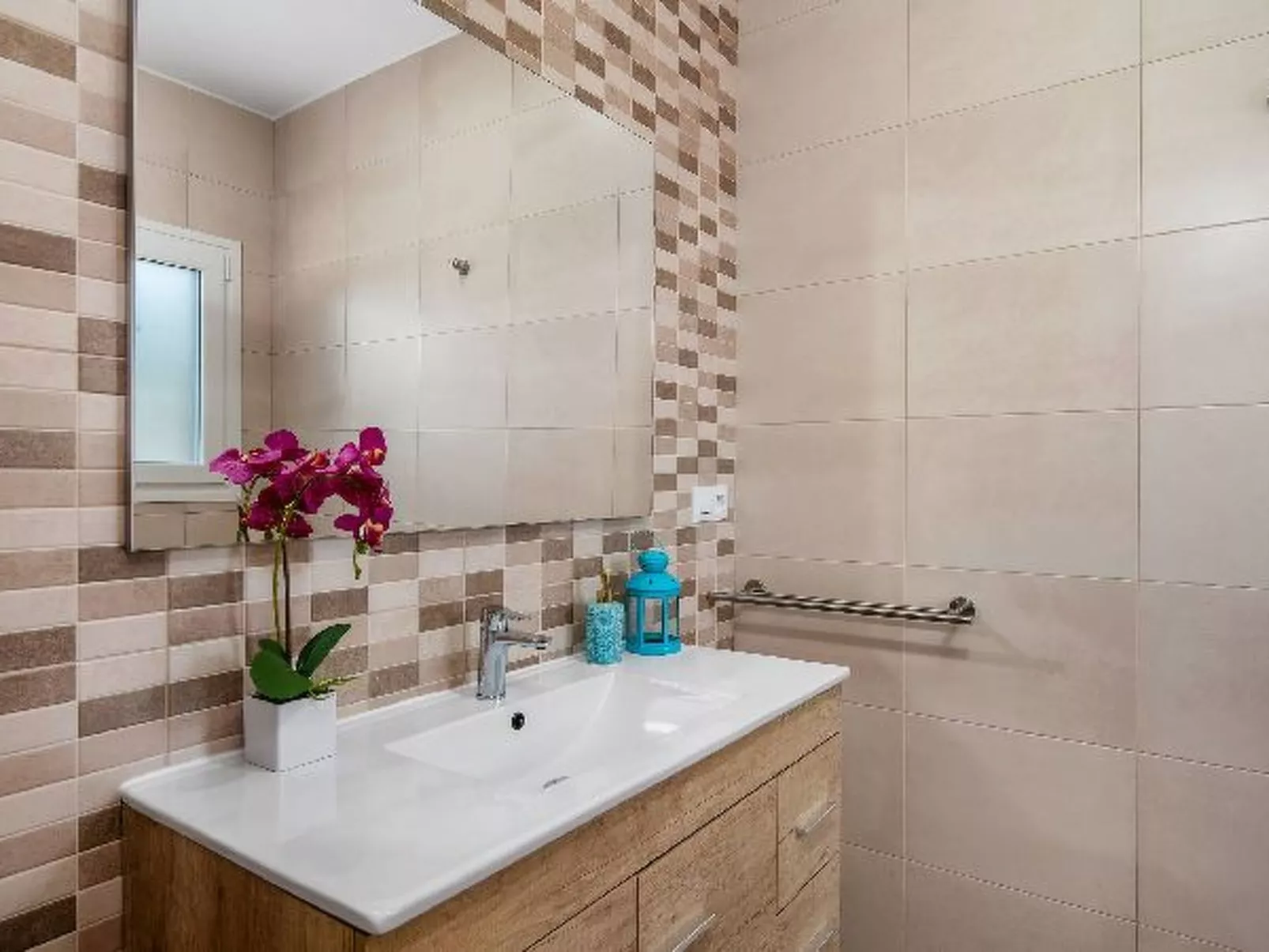 Villa Kobe - PlusHolidays - Image-tags.info