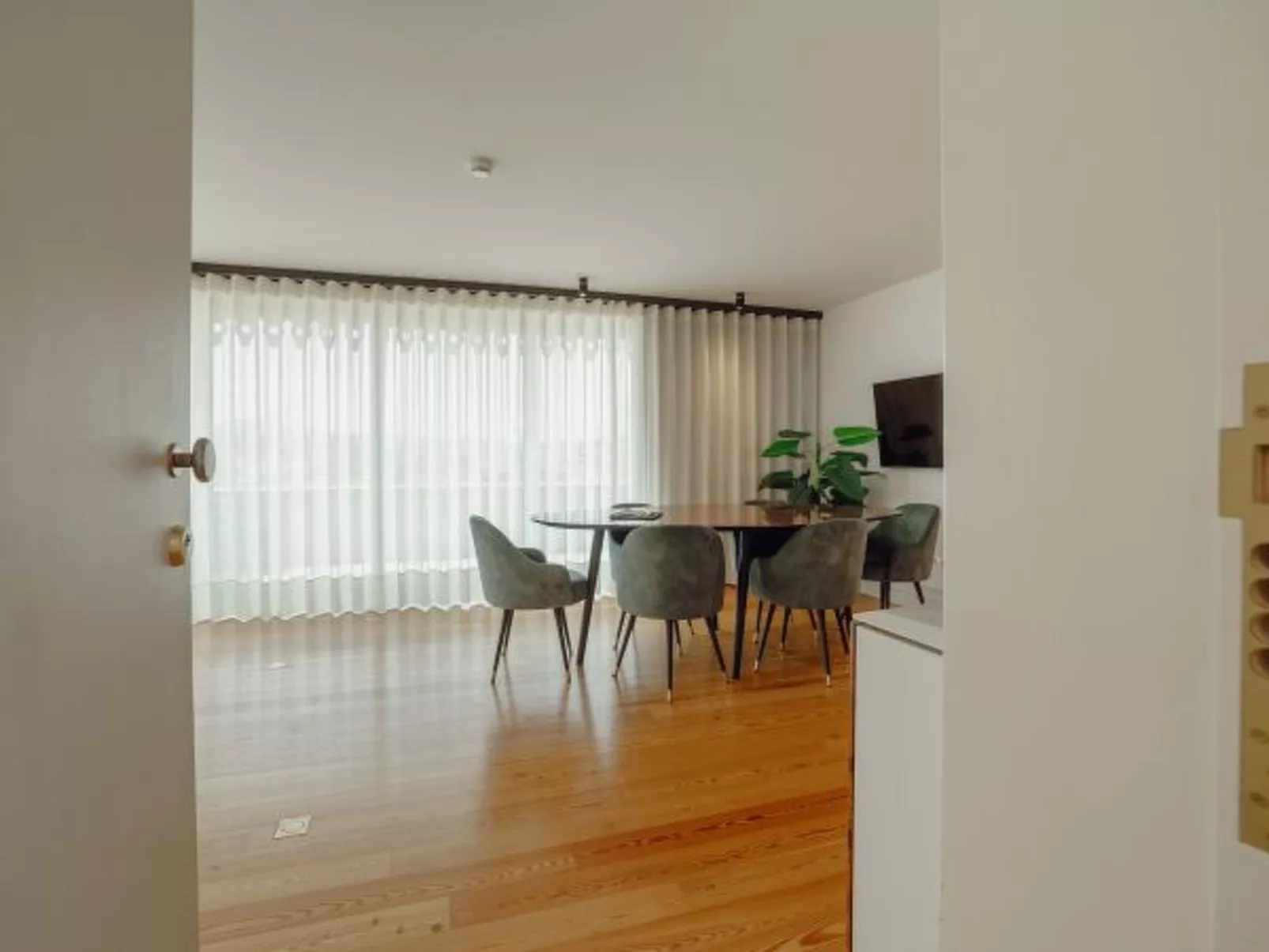 DOWNTOWN PENTHOUSE with RIVER VIEW by VACATIONY - Inside