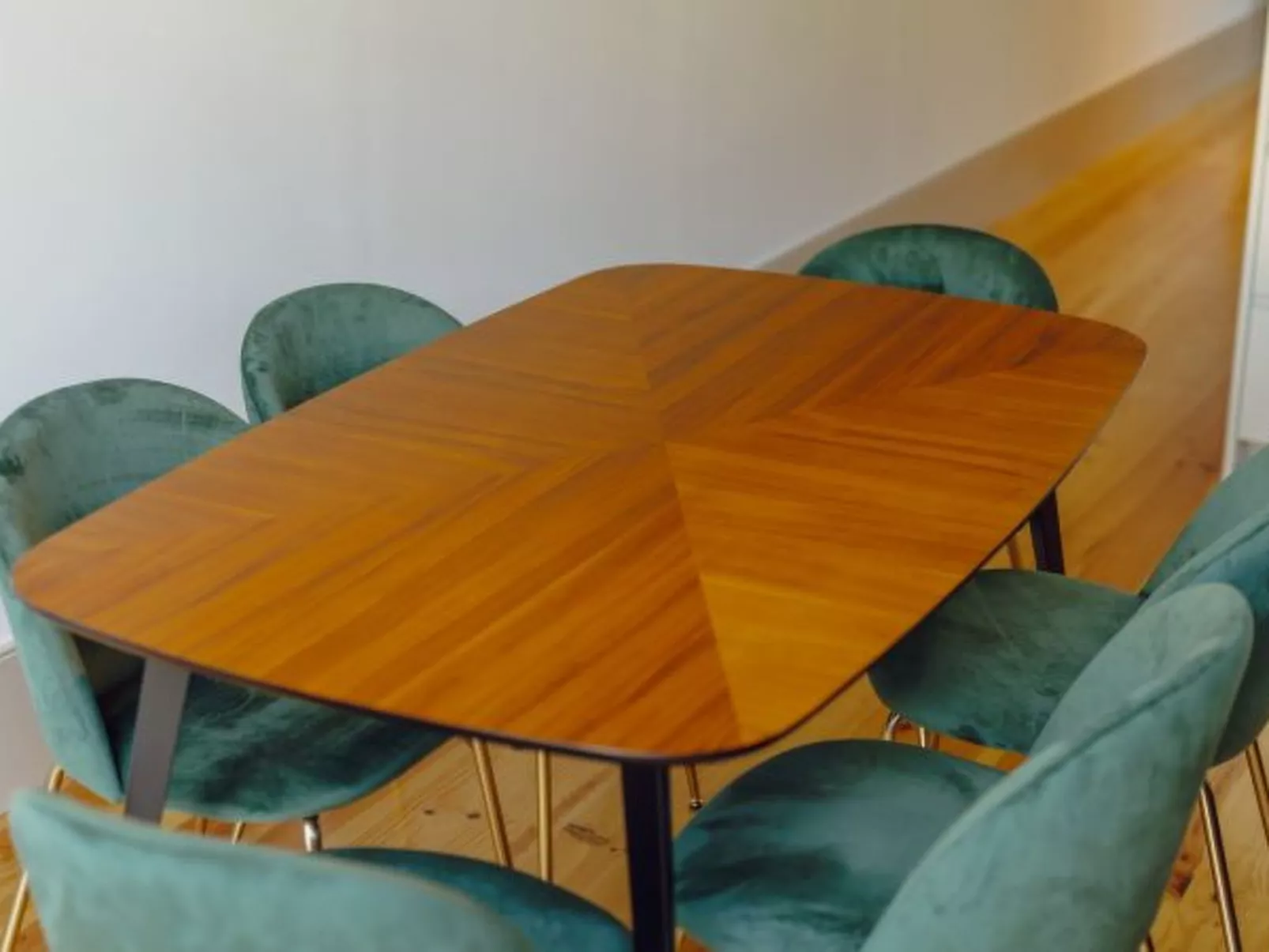 LEGACY OPORTO PREMIUM APARTMENT B by VACATIONY - Inside