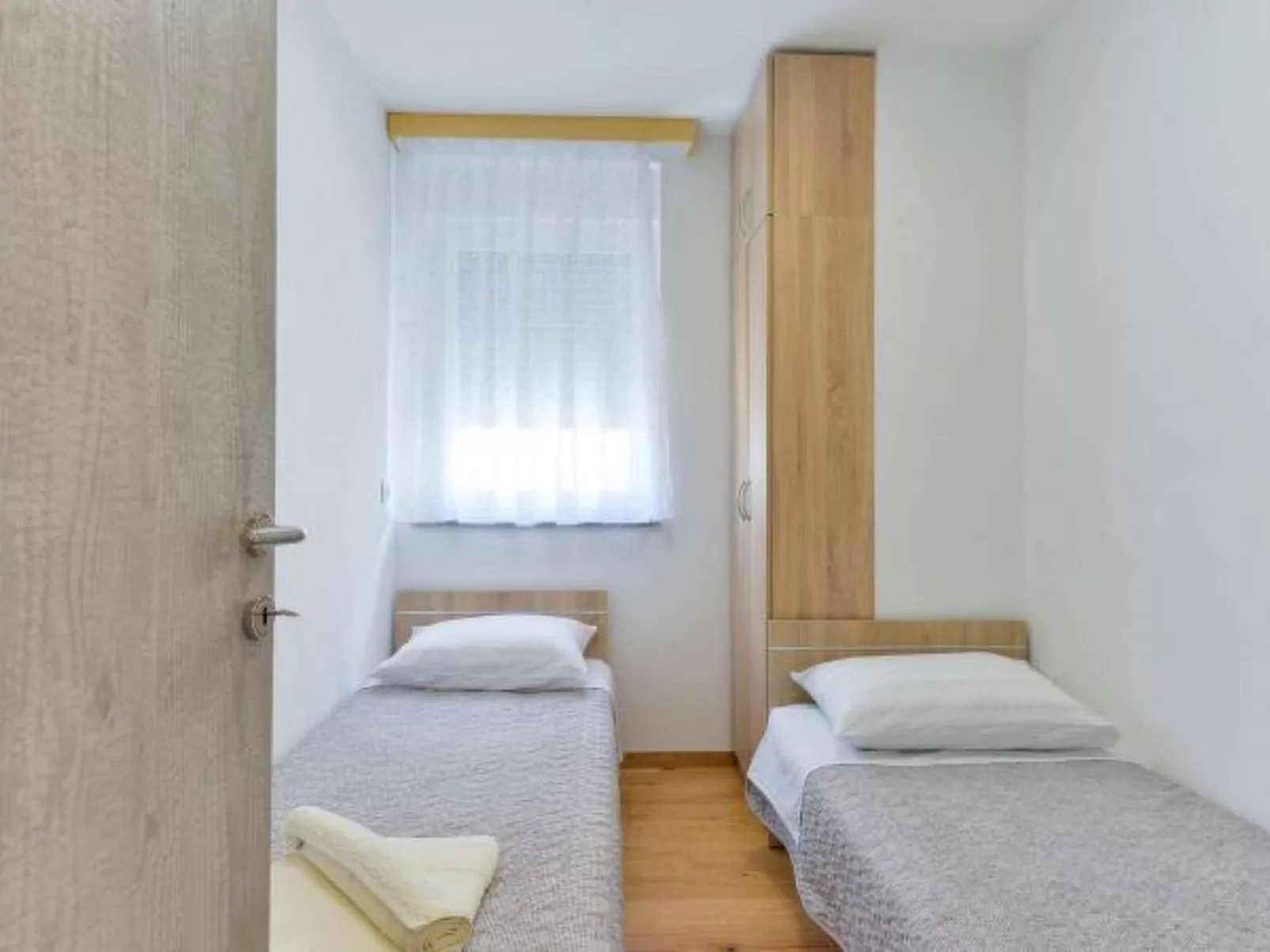 Modern Villa Futura with pool - Drinnen