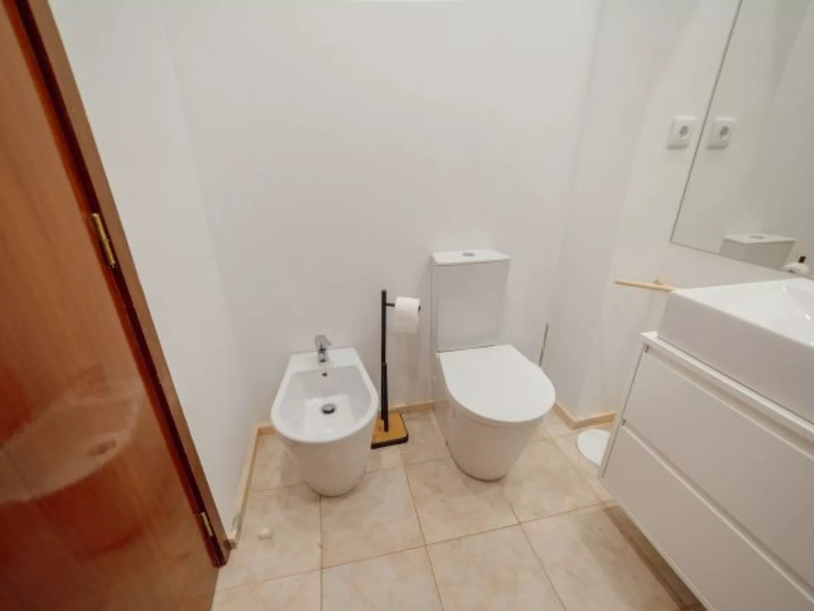 CITY CENTER GRAND SEA VIEW TERRACE by VACATIONY - Inside