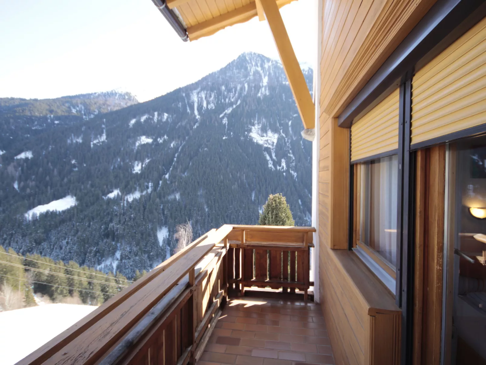 Garni Regina - Outside