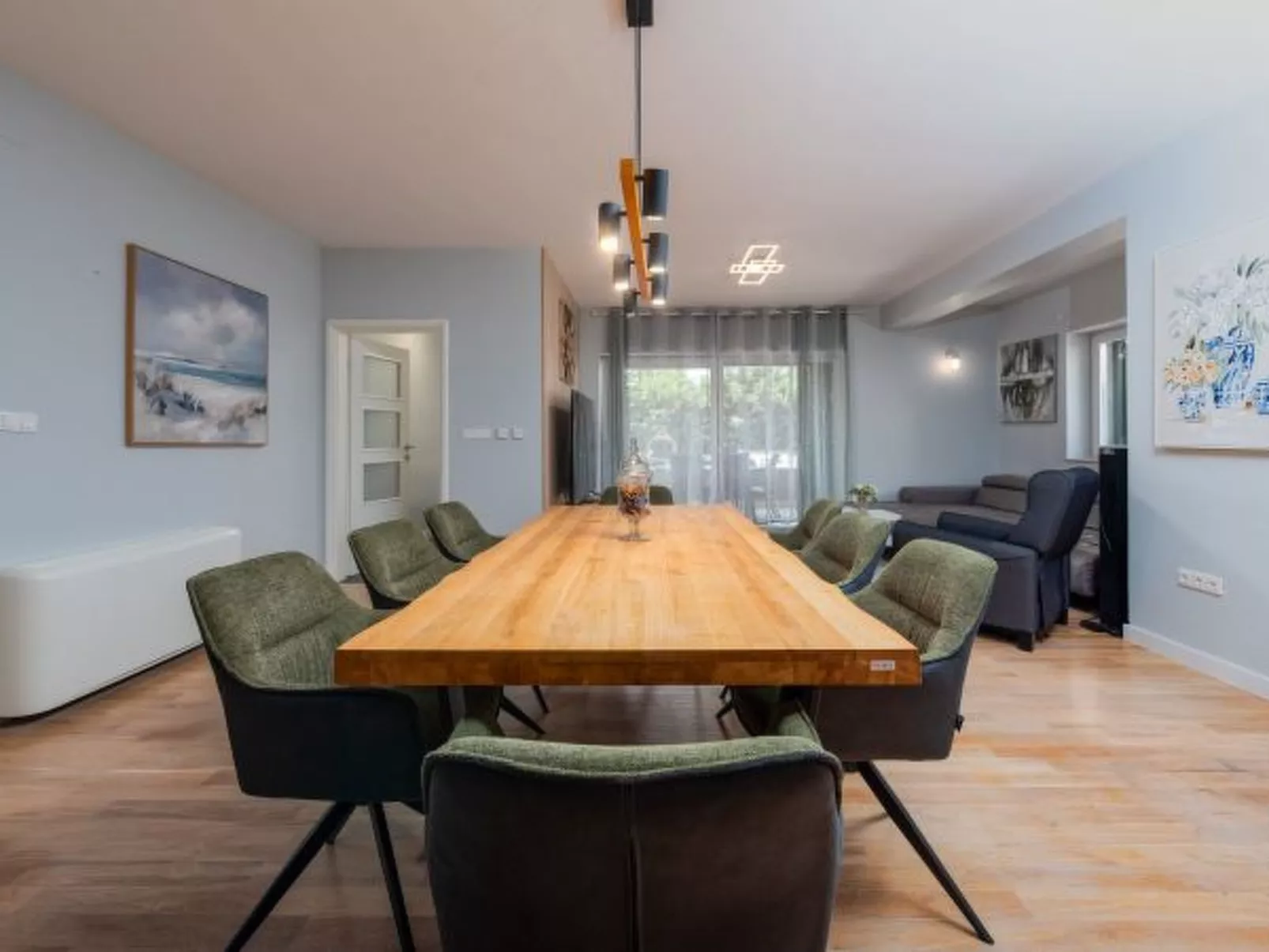 Great Villa Field Hills with sauna and jacuzzi - Image-tags.info