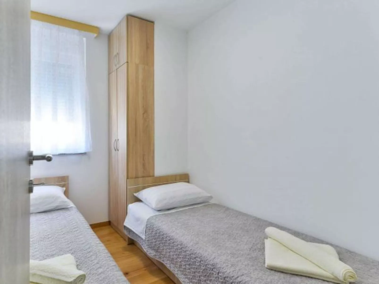 Modern Villa Futura with pool - Drinnen