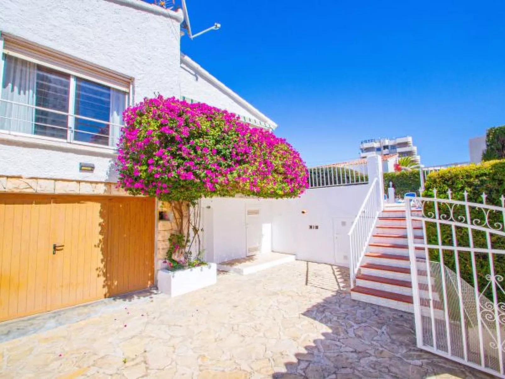 Villa Catrina - Plusholidays - Image-tags.info