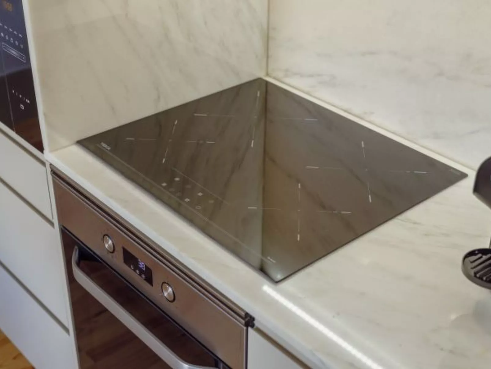 LEGACY OPORTO PREMIUM APARTMENT B by VACATIONY - Inside