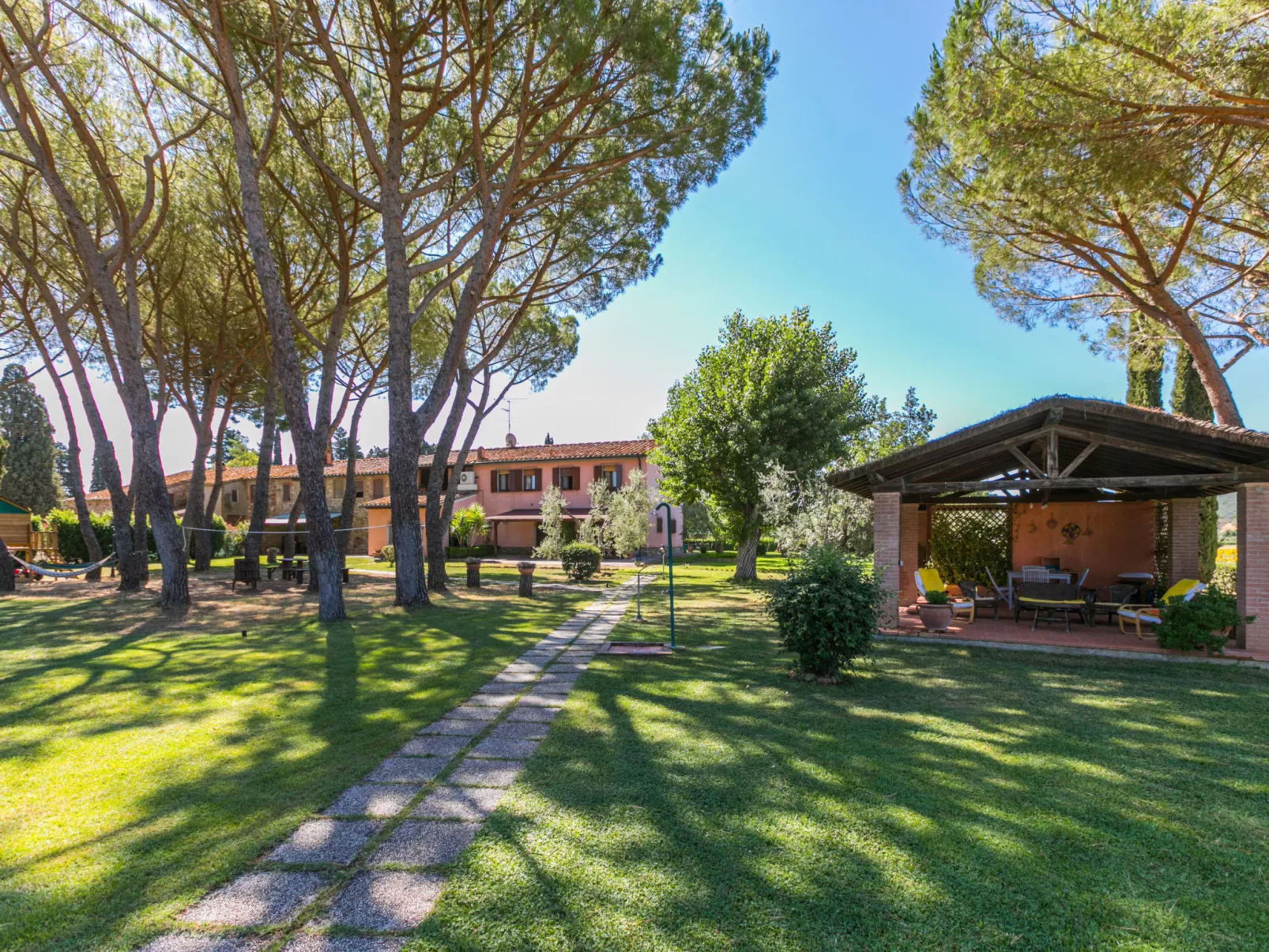 Rossogiallo - Dehors