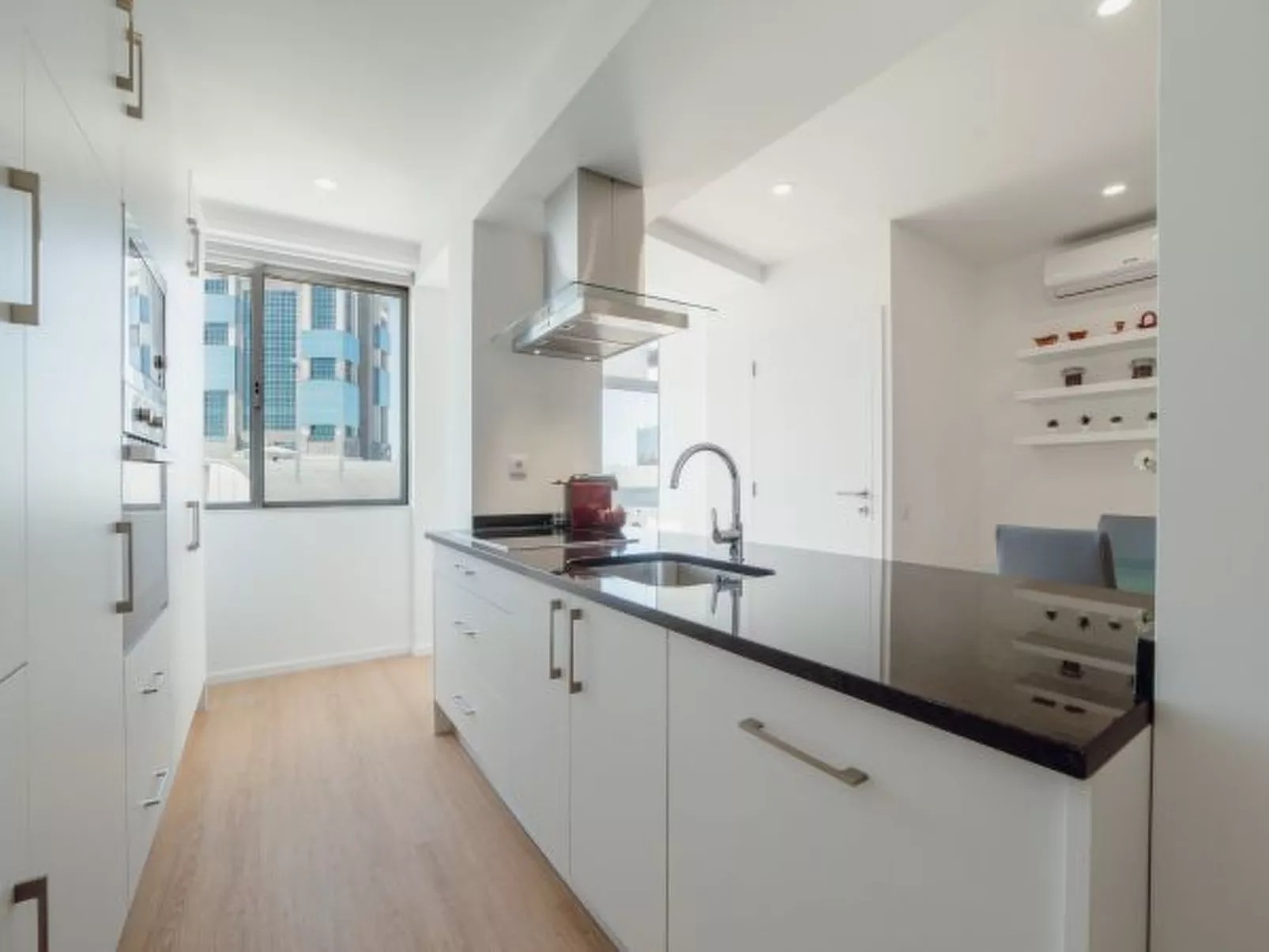 GRAND APARTMENT MERCADO BOM SUCESSO by VACATIONY - Inside