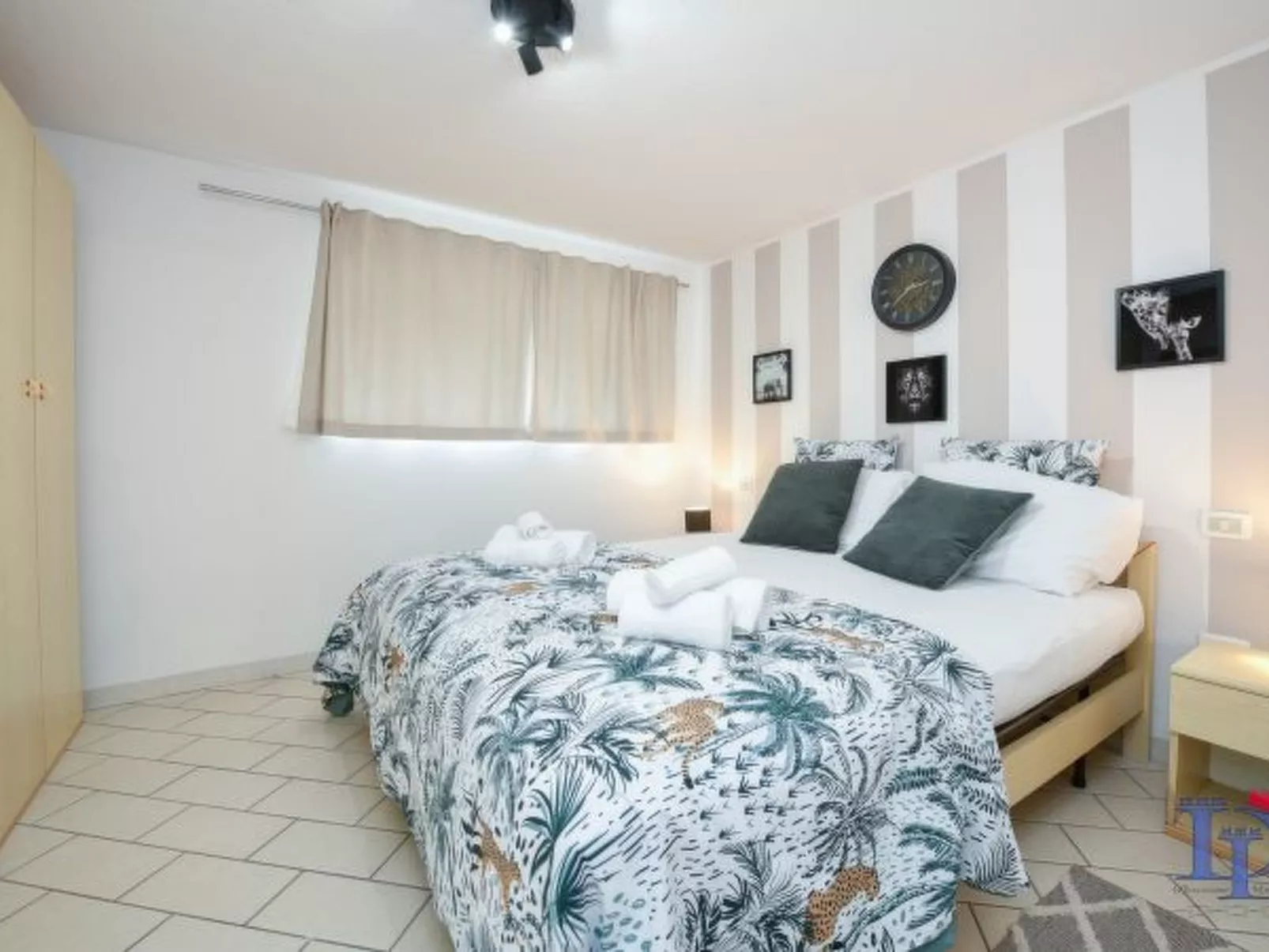 Desenzanoloft Villa Palm Garda Beach - Image-tags.info