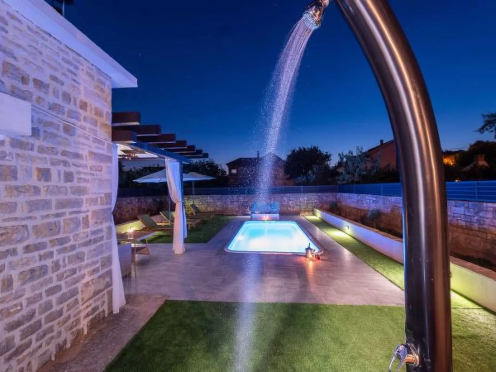 Dalmatian Holiday house Marcella with pool - Image-tags.info