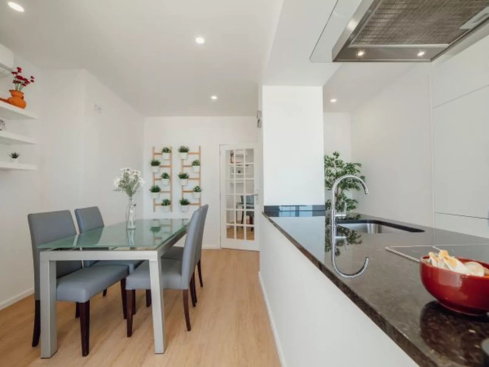 GRAND APARTMENT MERCADO BOM SUCESSO by VACATIONY - Inside