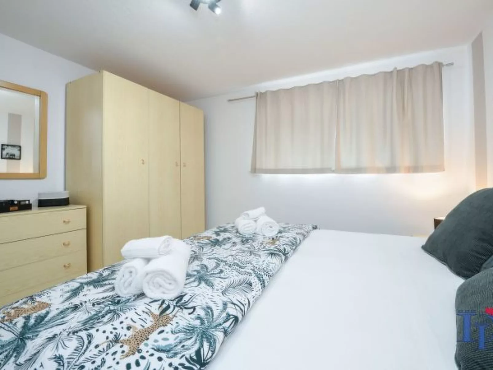 Desenzanoloft Villa Palm Garda Beach - Image-tags.info