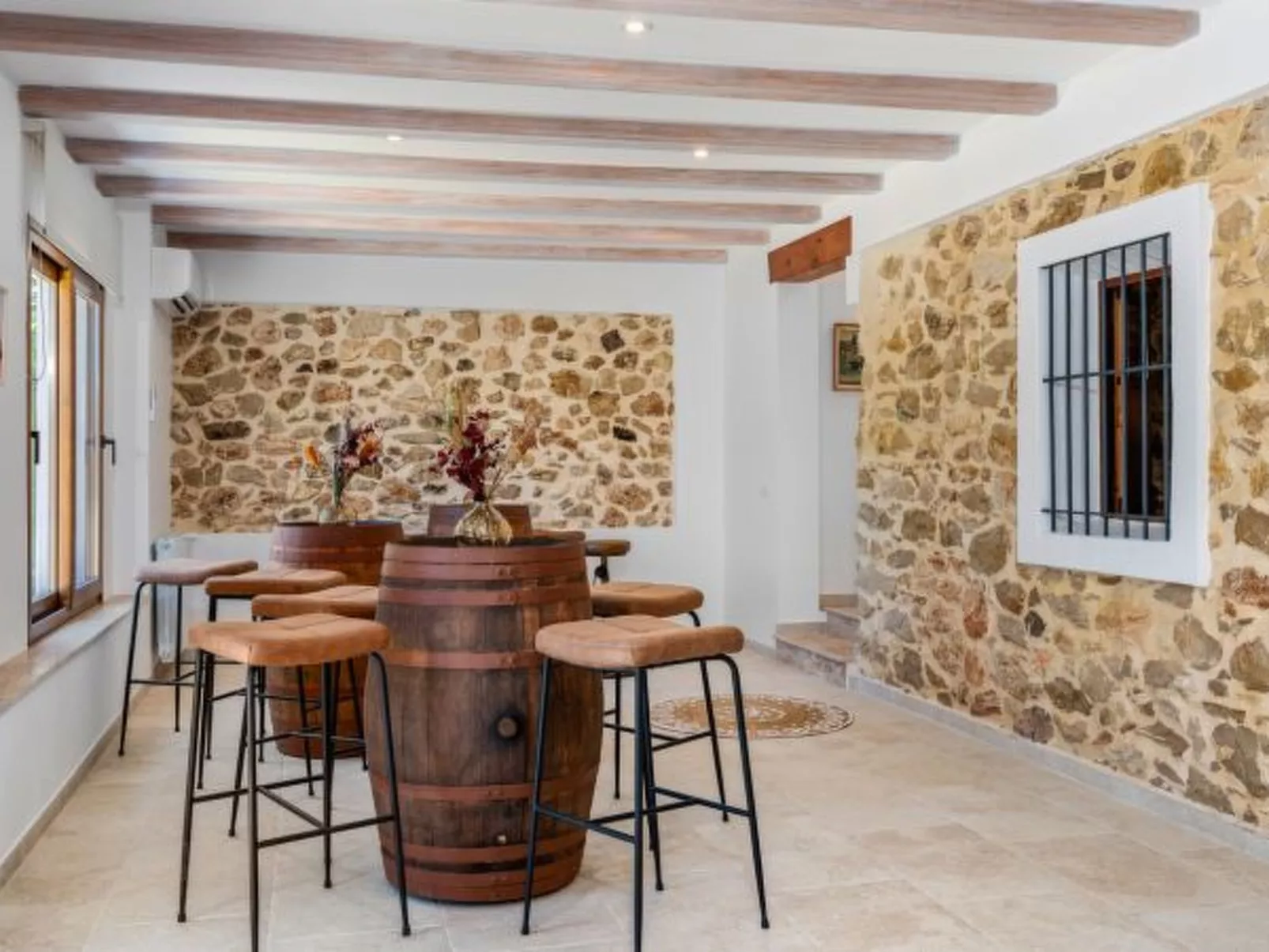 Villa Joan - PlusHolidays - Image-tags.info