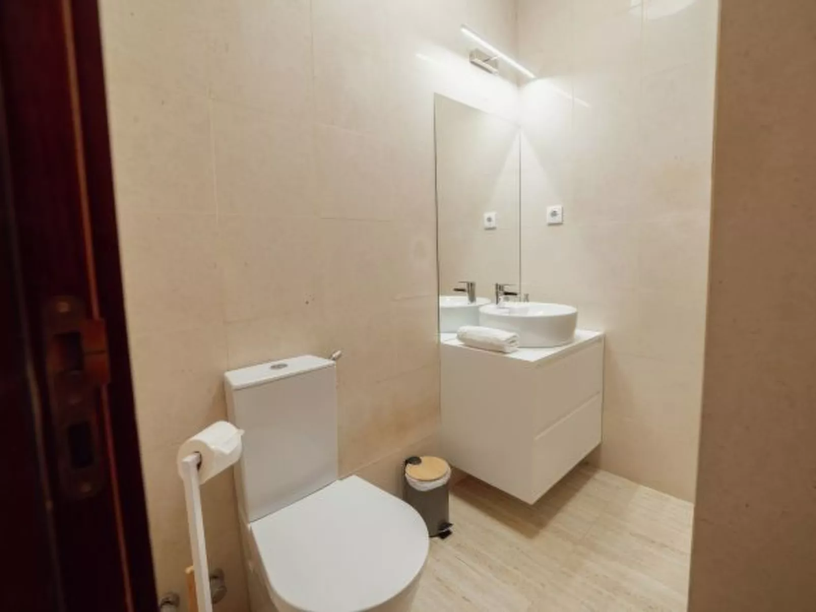 CITY CENTER GRAND SEA VIEW TERRACE by VACATIONY - Inside