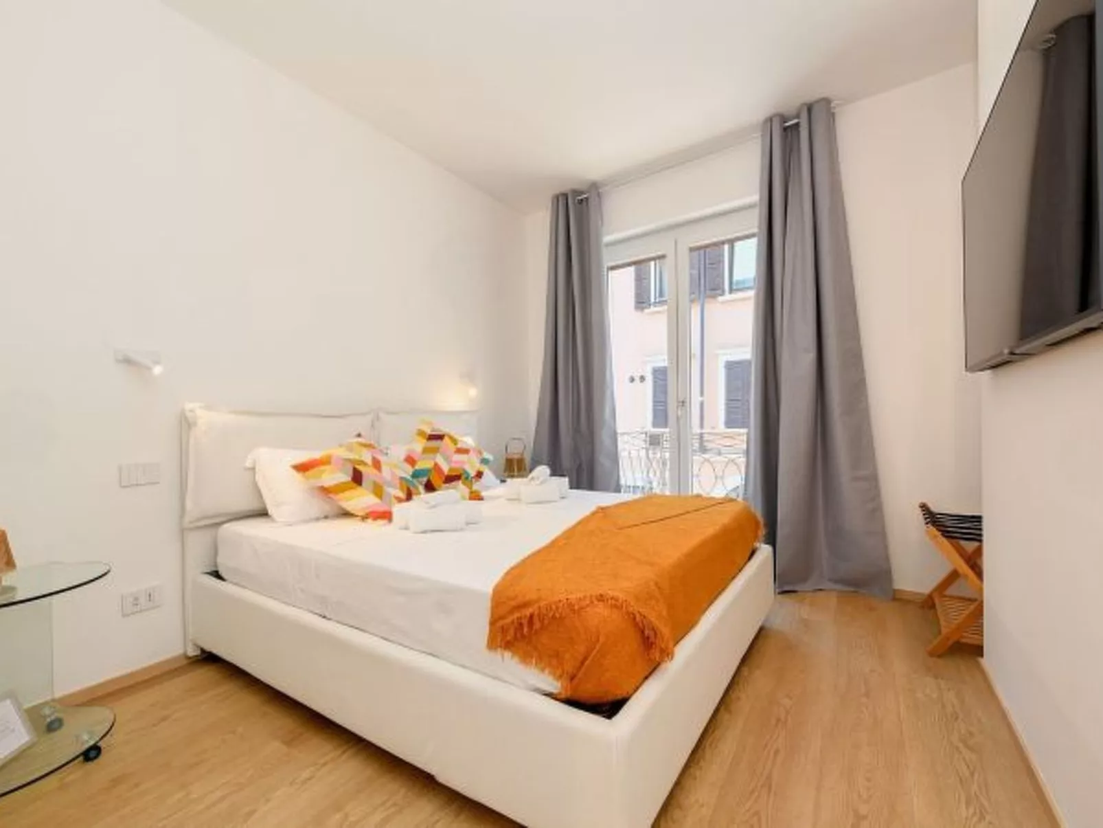 DesenzanoLoft - Der Riese vom See - Image-tags.info