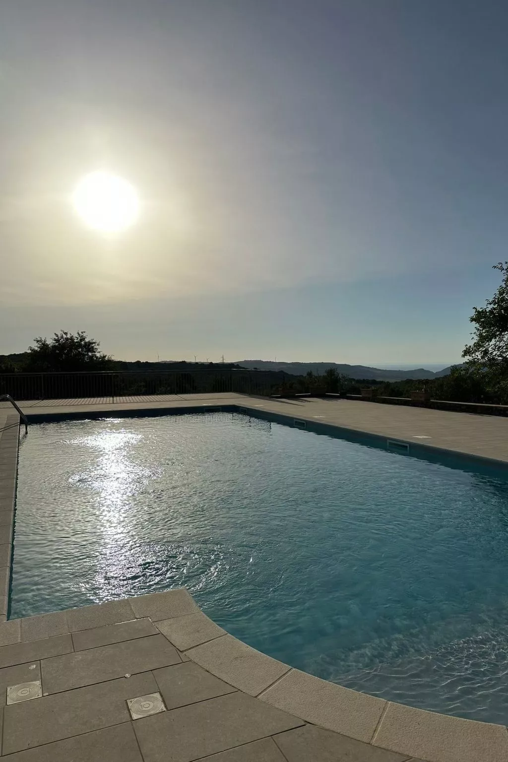 Tolles Reihenhaus im Olivenhain - Draußen