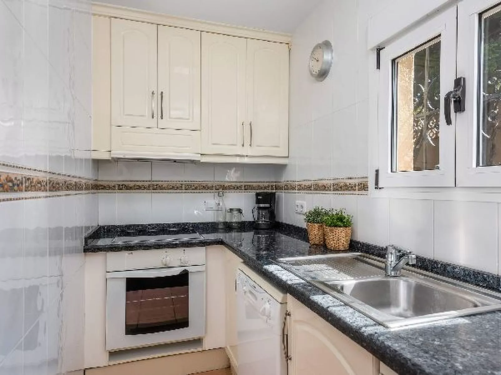 Villa Rodrigo - PlusHolidays - Image-tags.info