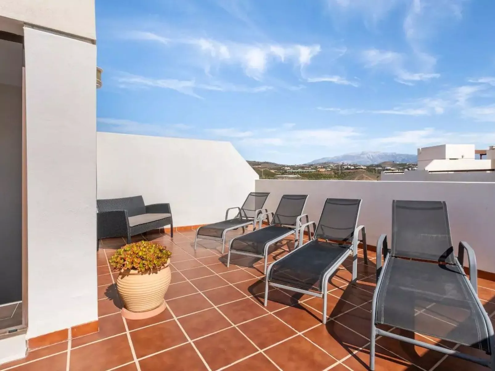 "Casa Valle Niza" mit Pool - Draußen