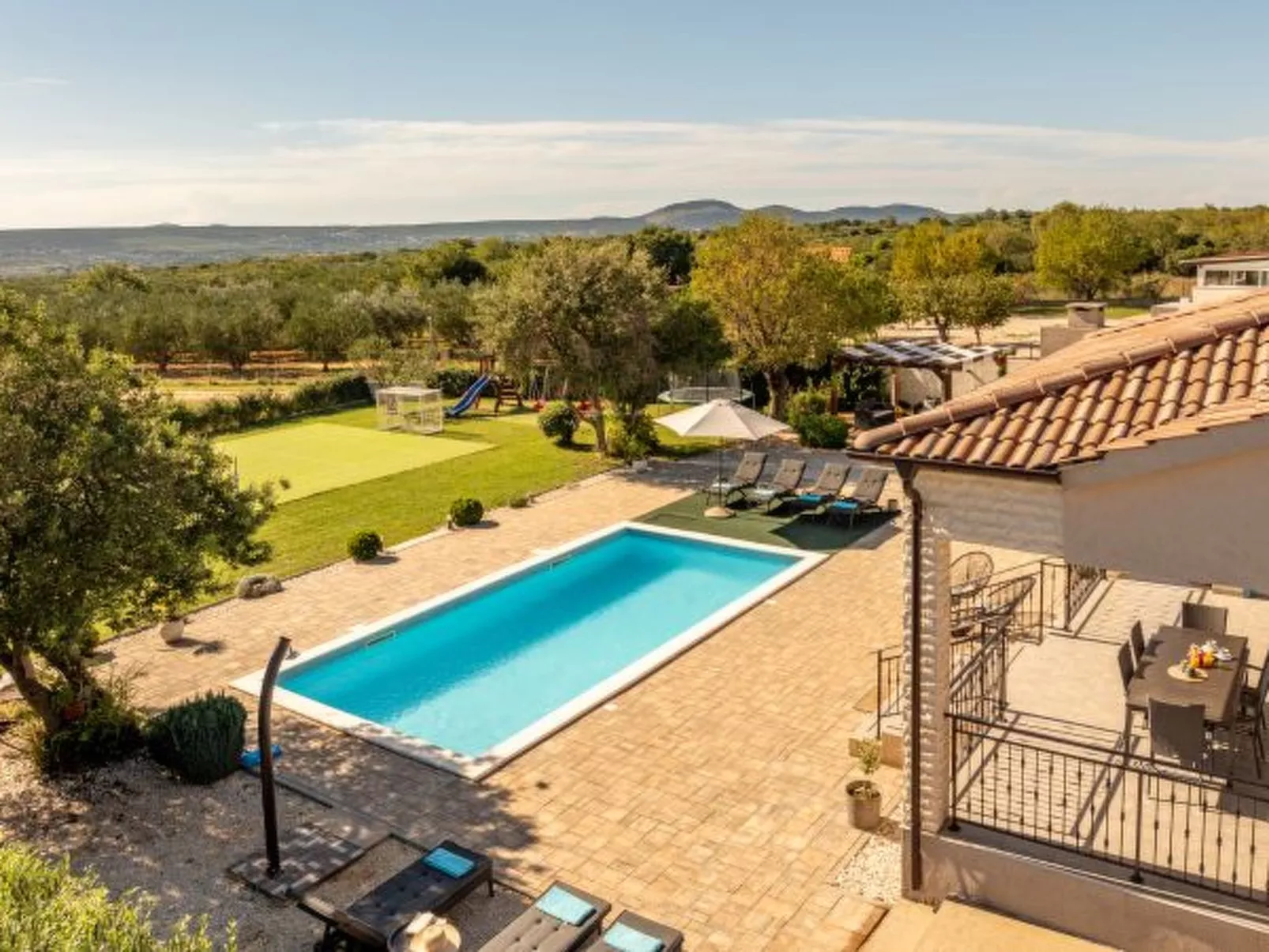 Casa Kamber with pool - Image-tags.info