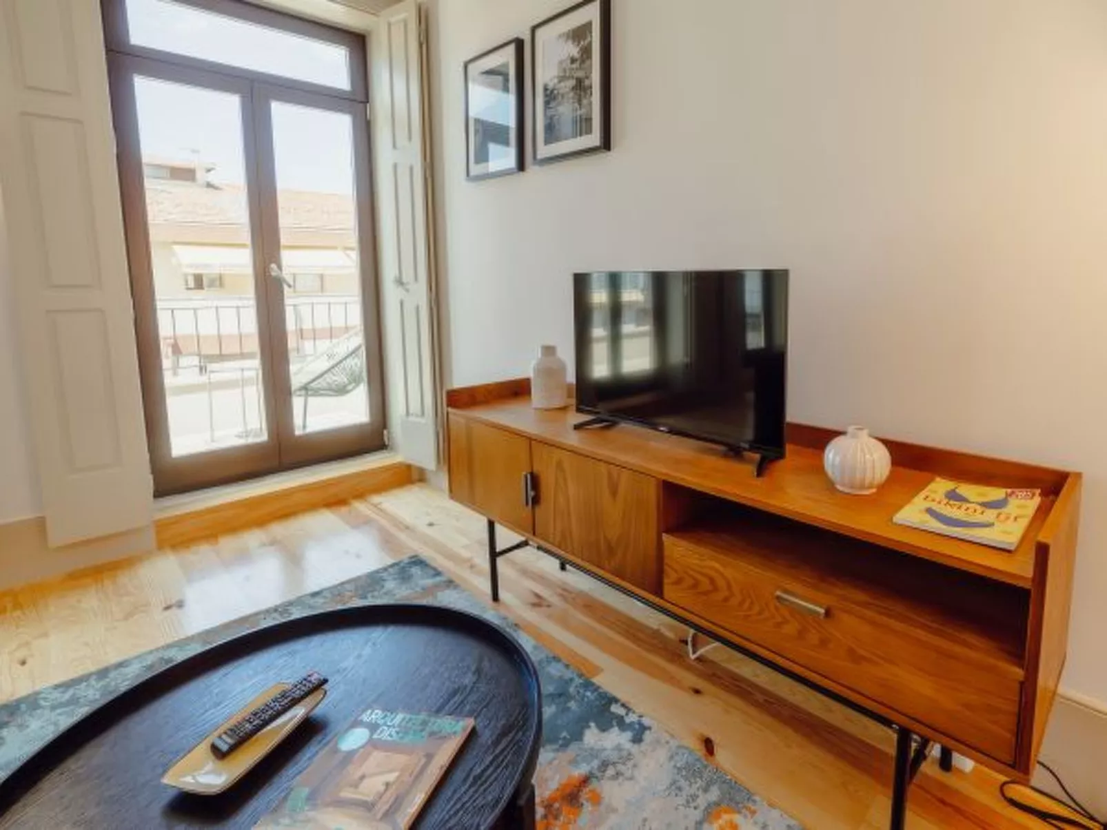 LEGACY OPORTO PREMIUM APARTMENT I by VACATIONY - Inside