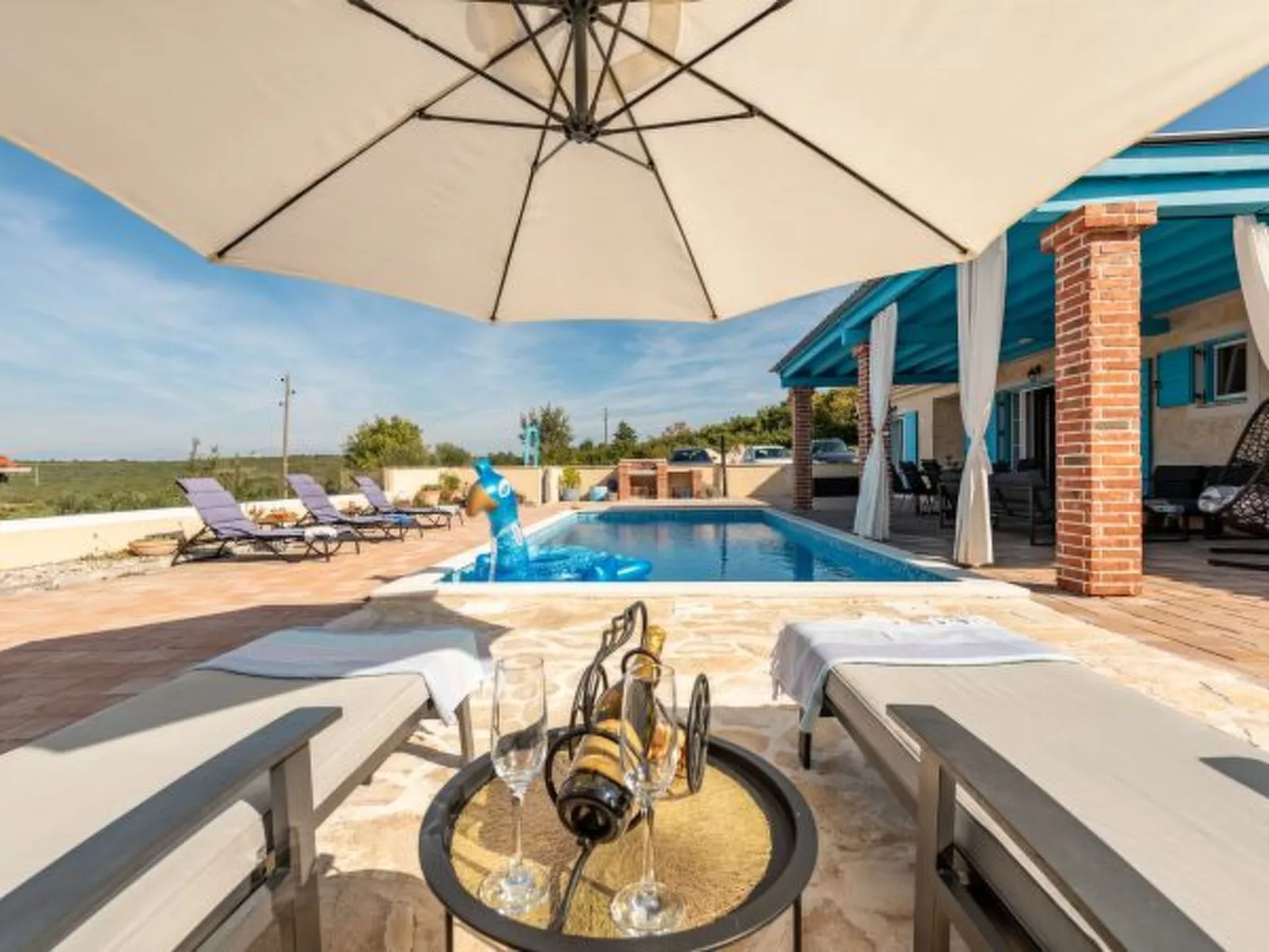 Villa Jurenda with heated pool - Image-tags.info