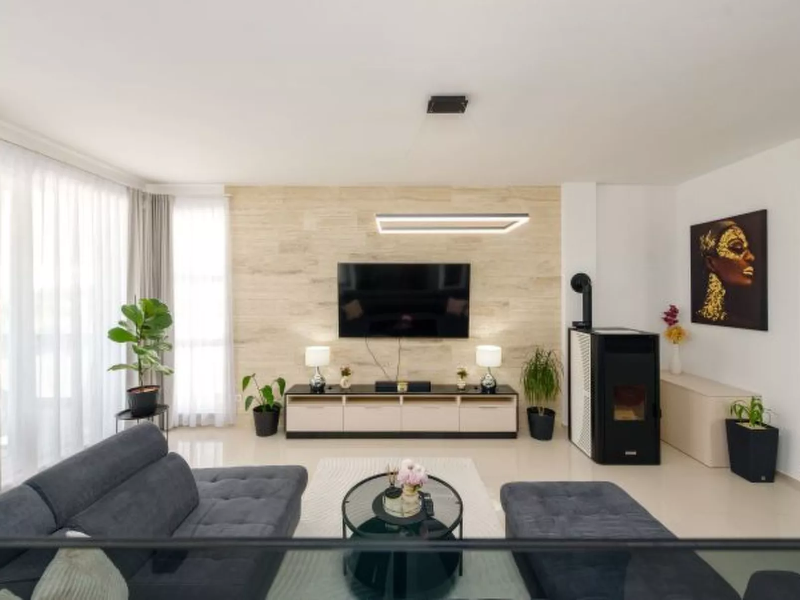 Villa Miranda with pool - Image-tags.info