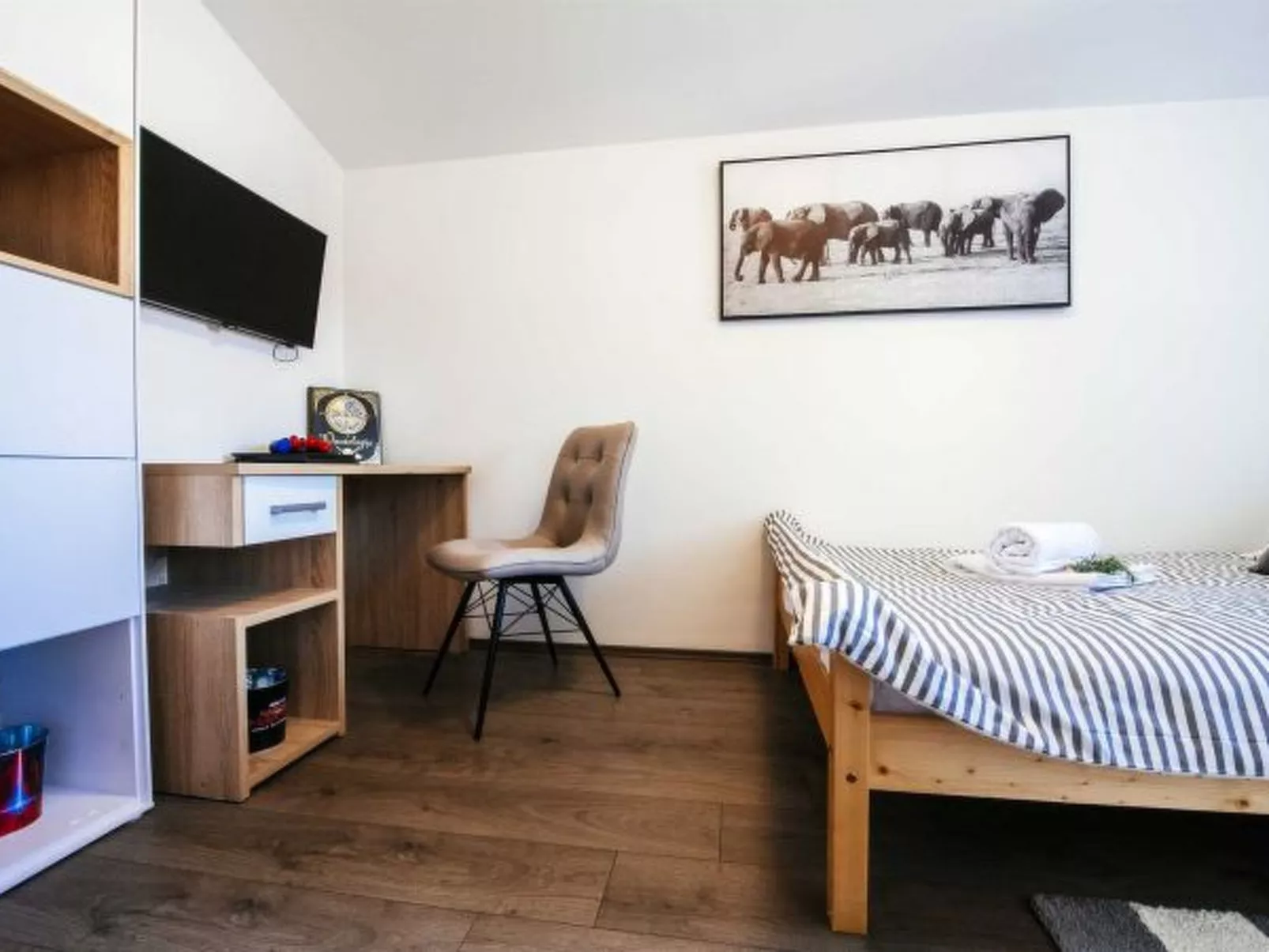 Villa Enna with heated pool - Image-tags.info