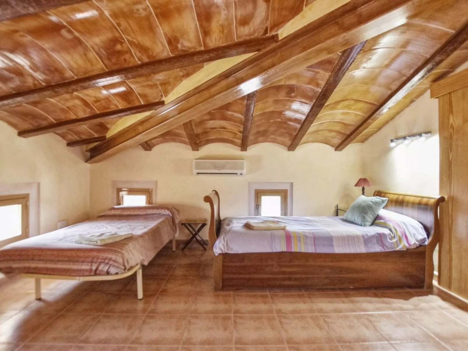 In Campos mit Privatem Pool - Drinnen