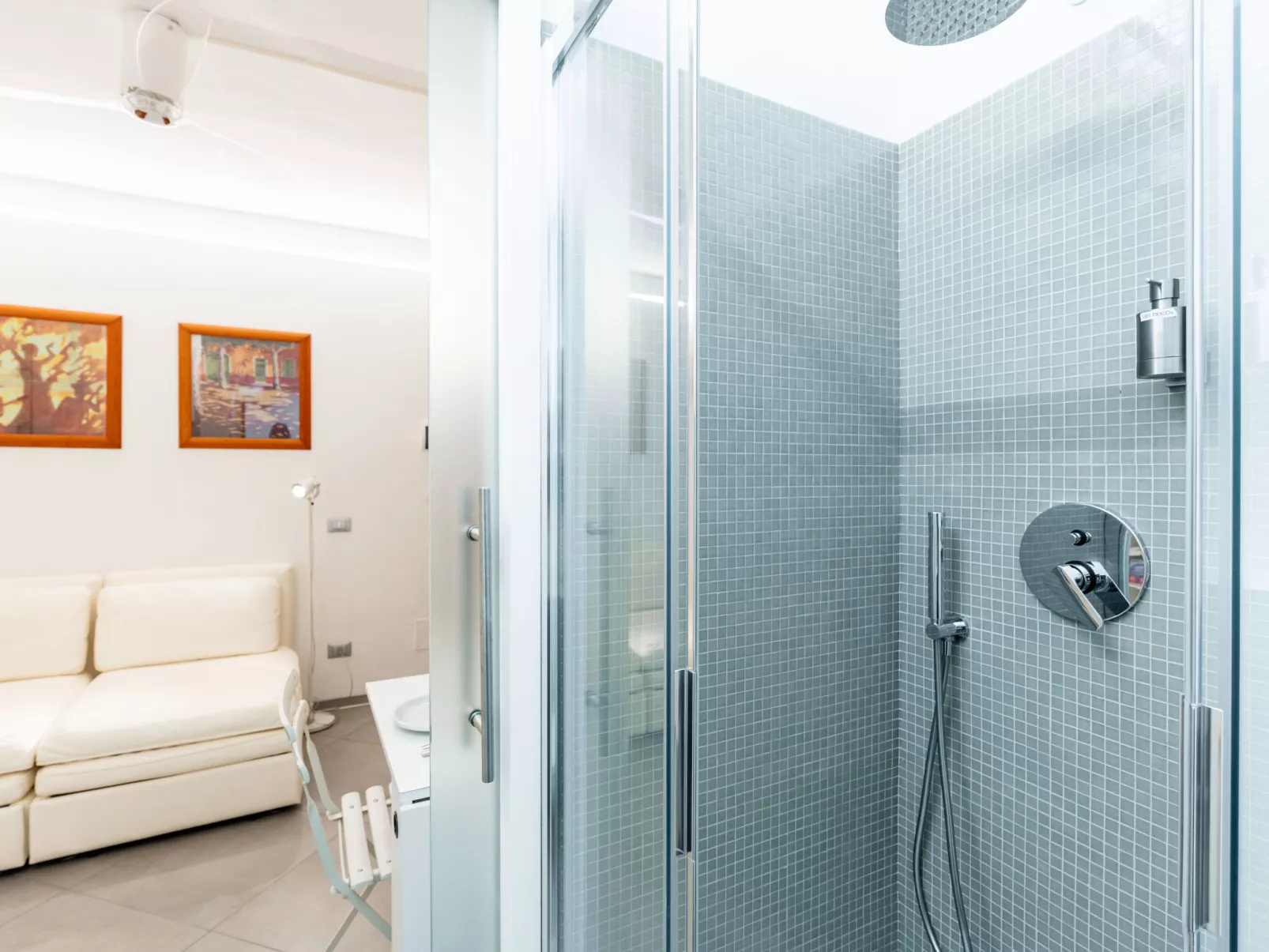 Terrazza con glicine - Dedans