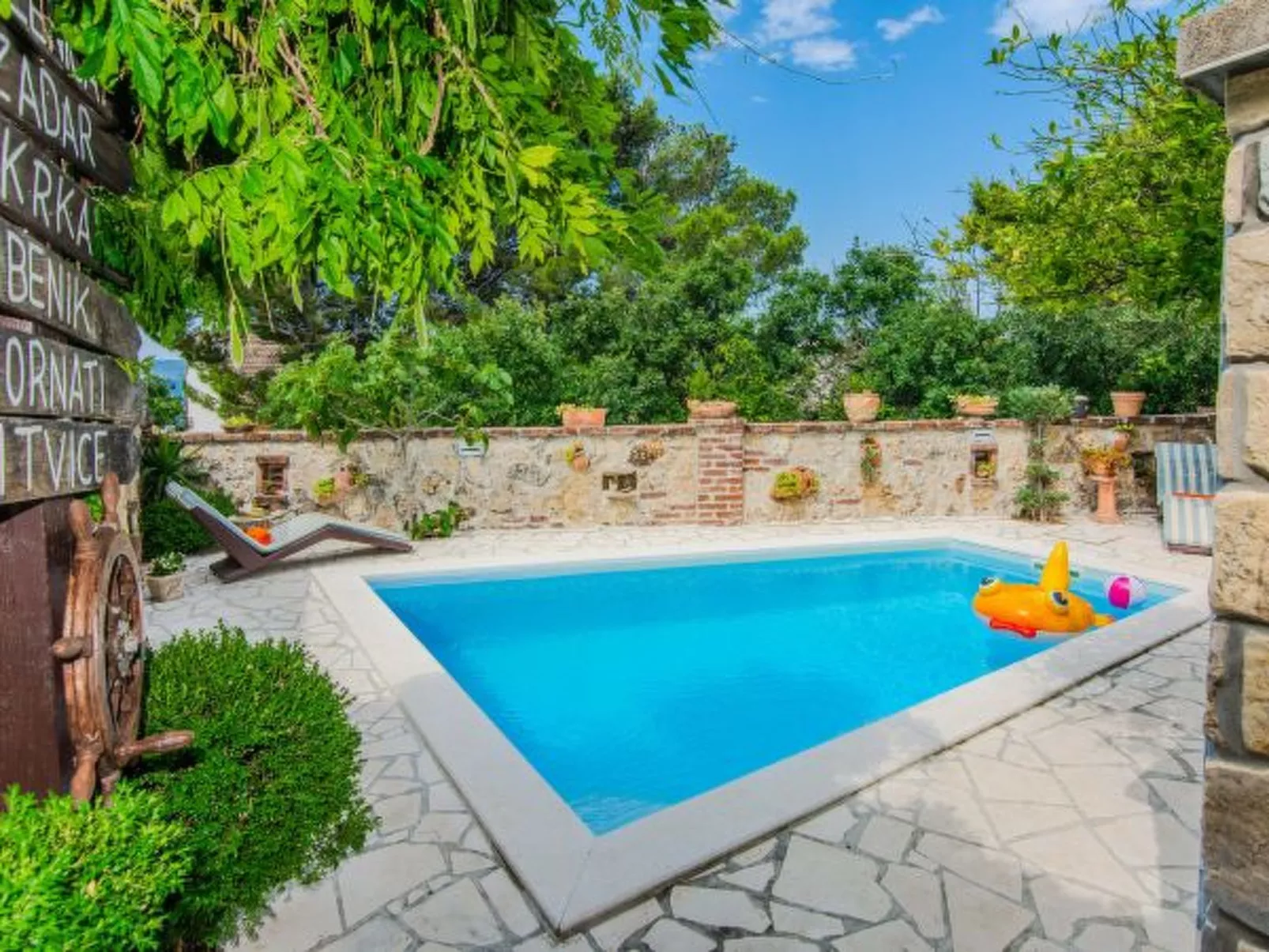 Rustical Villa VERDE with pool - Image-tags.info