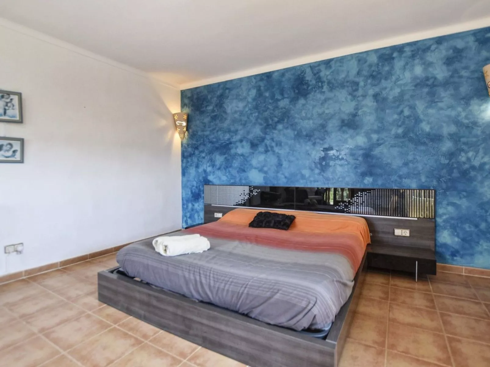 In Campos mit Privatem Pool - Drinnen