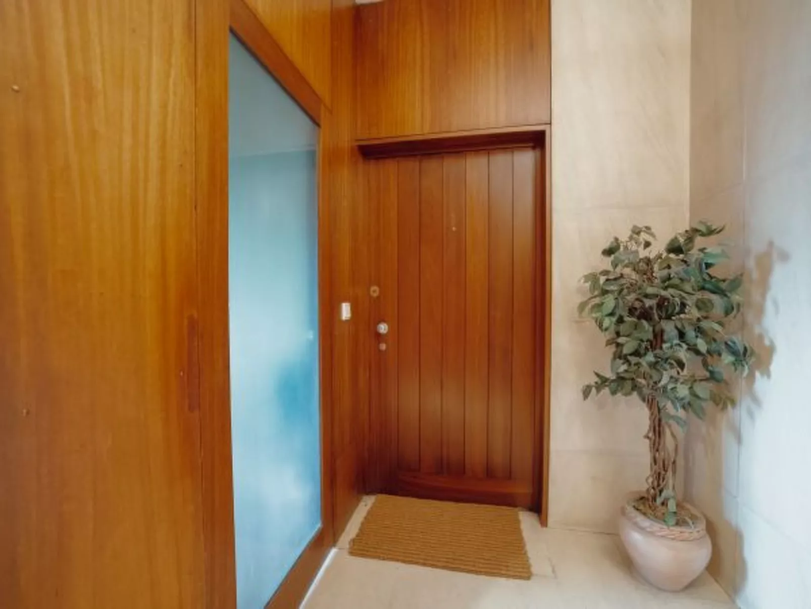 GRAND BOTANIC GARDEN APARTMENT by VACATIONY - Inside