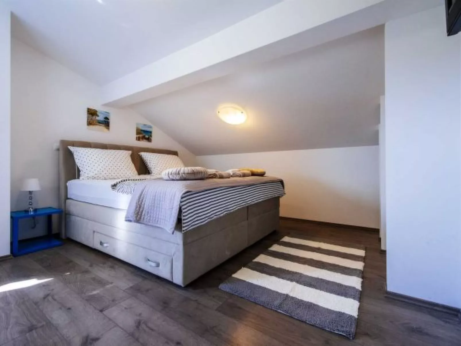 Villa Enna with heated pool - Image-tags.info