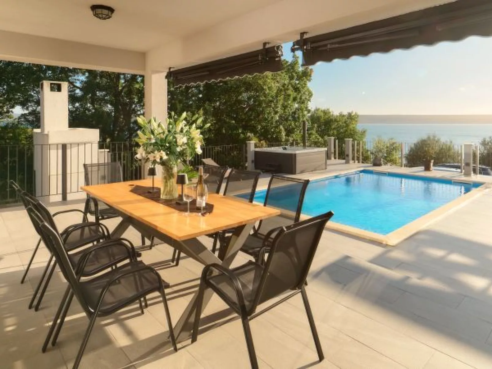 Beautiful Villa Katharina with pool - Draußen