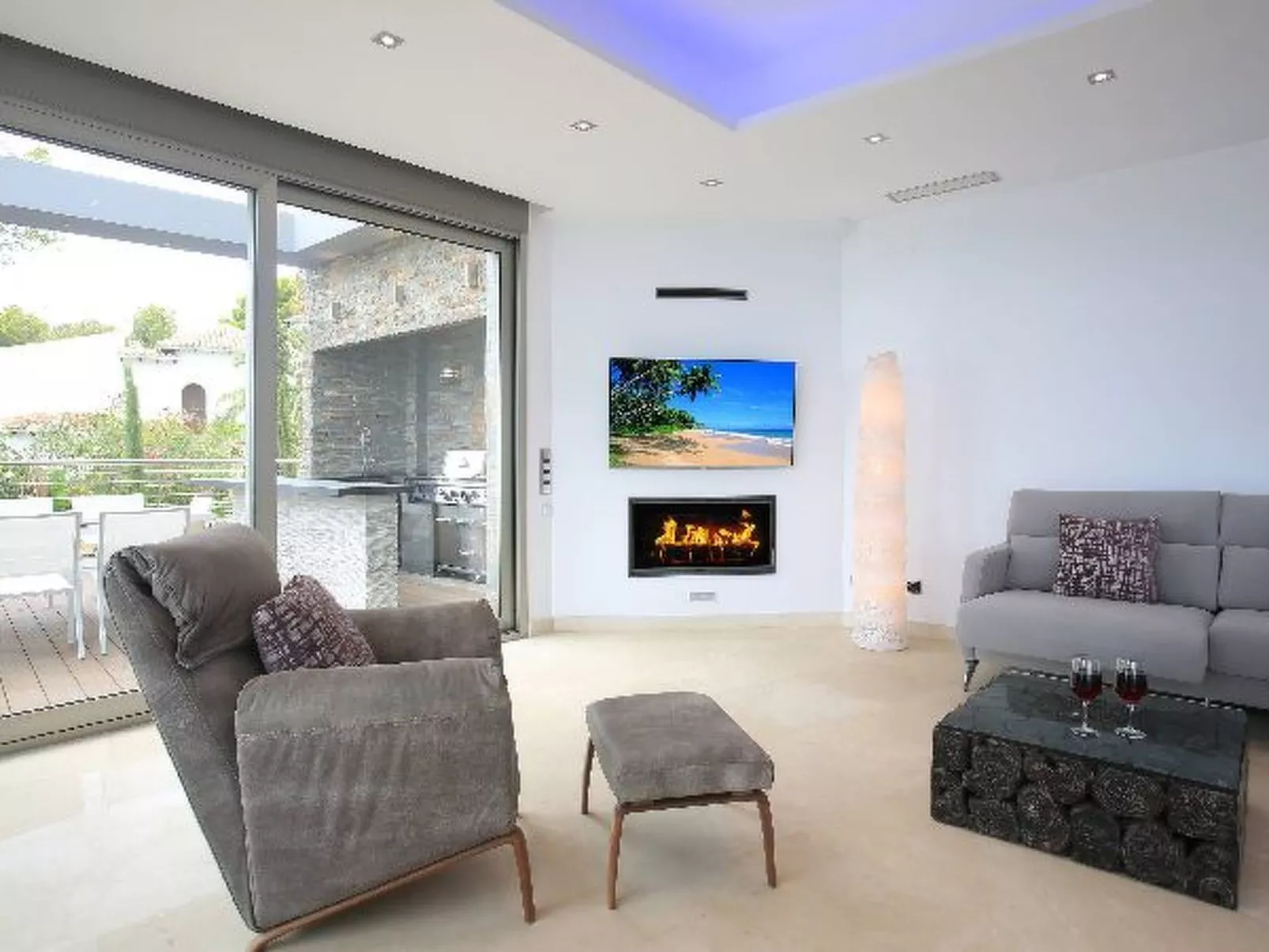 Villa Campomanes - PlusHolidays - Image-tags.info