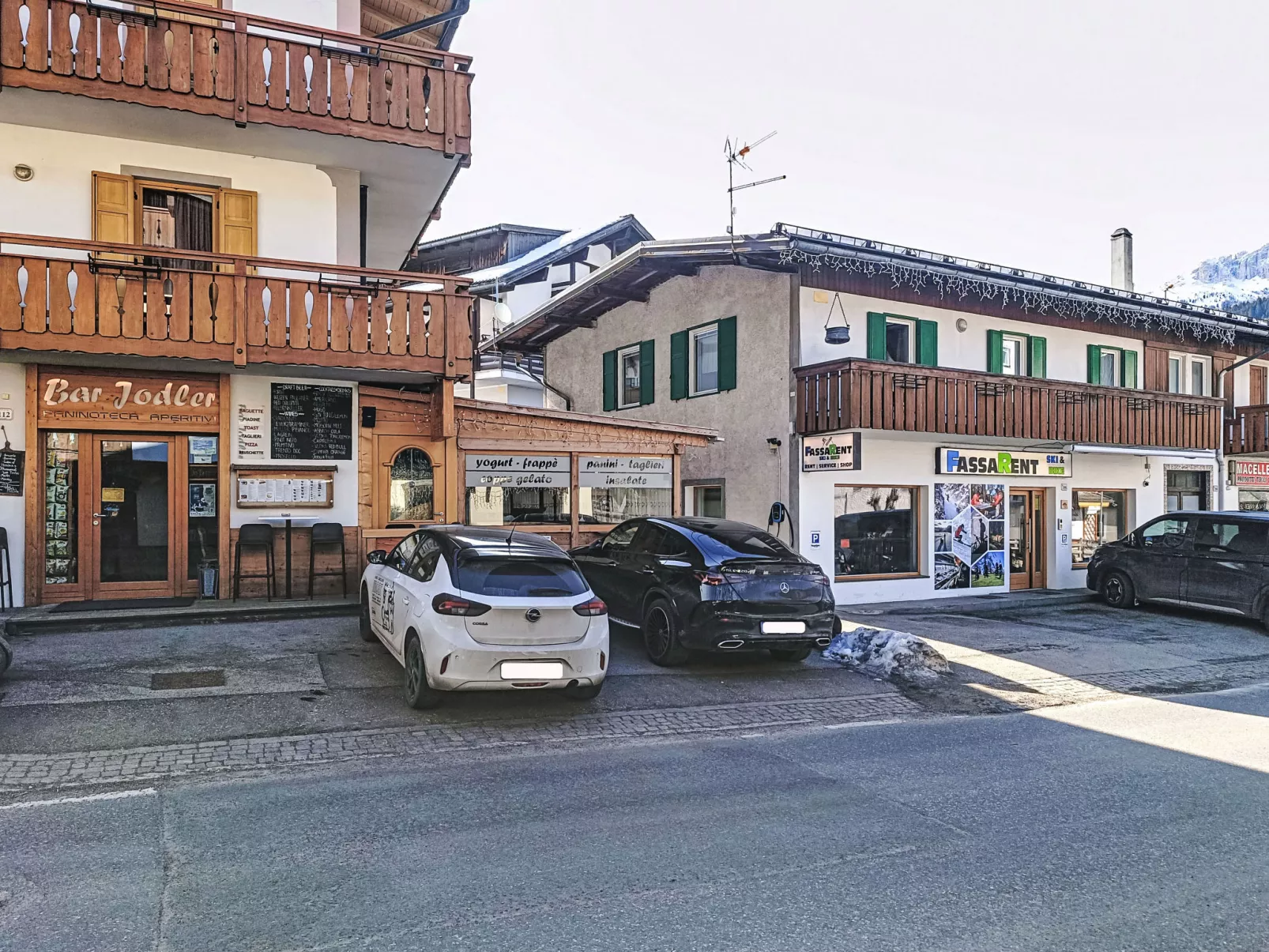 Cesa Marco - Outside