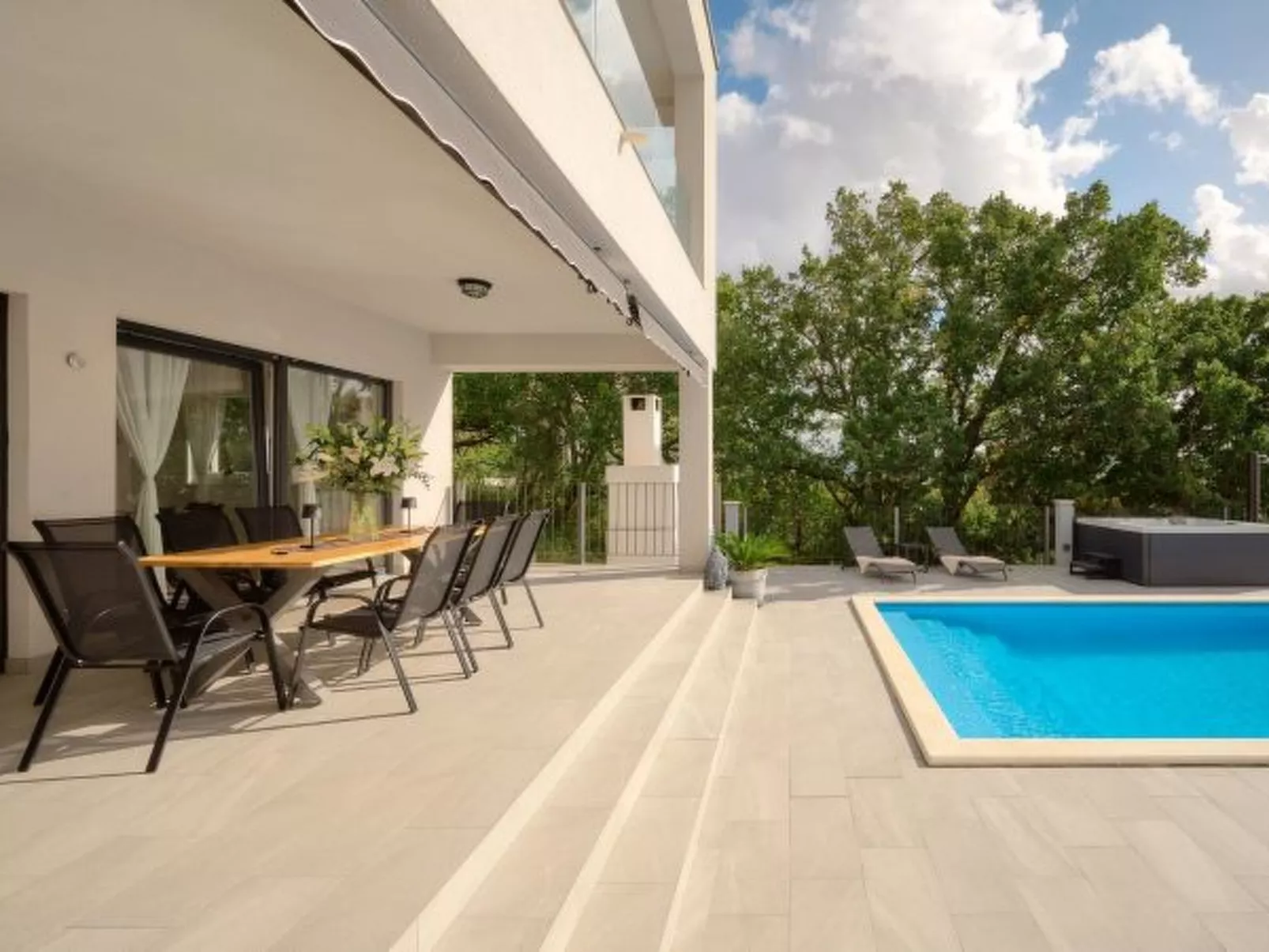 Beautiful Villa Katharina with pool - Draußen