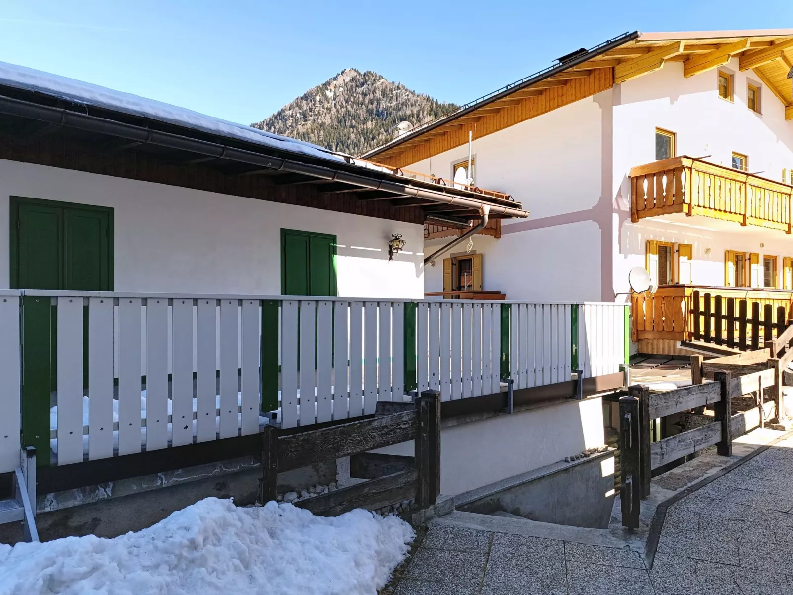 Cesa Marco - Outside