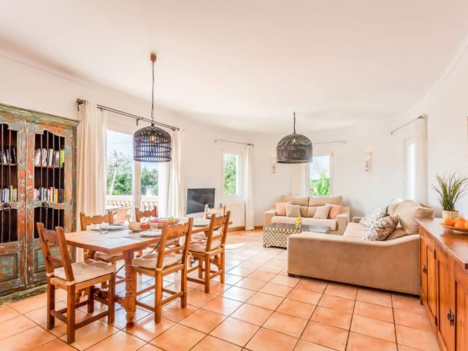 Villa Can Flores - Image-tags.info