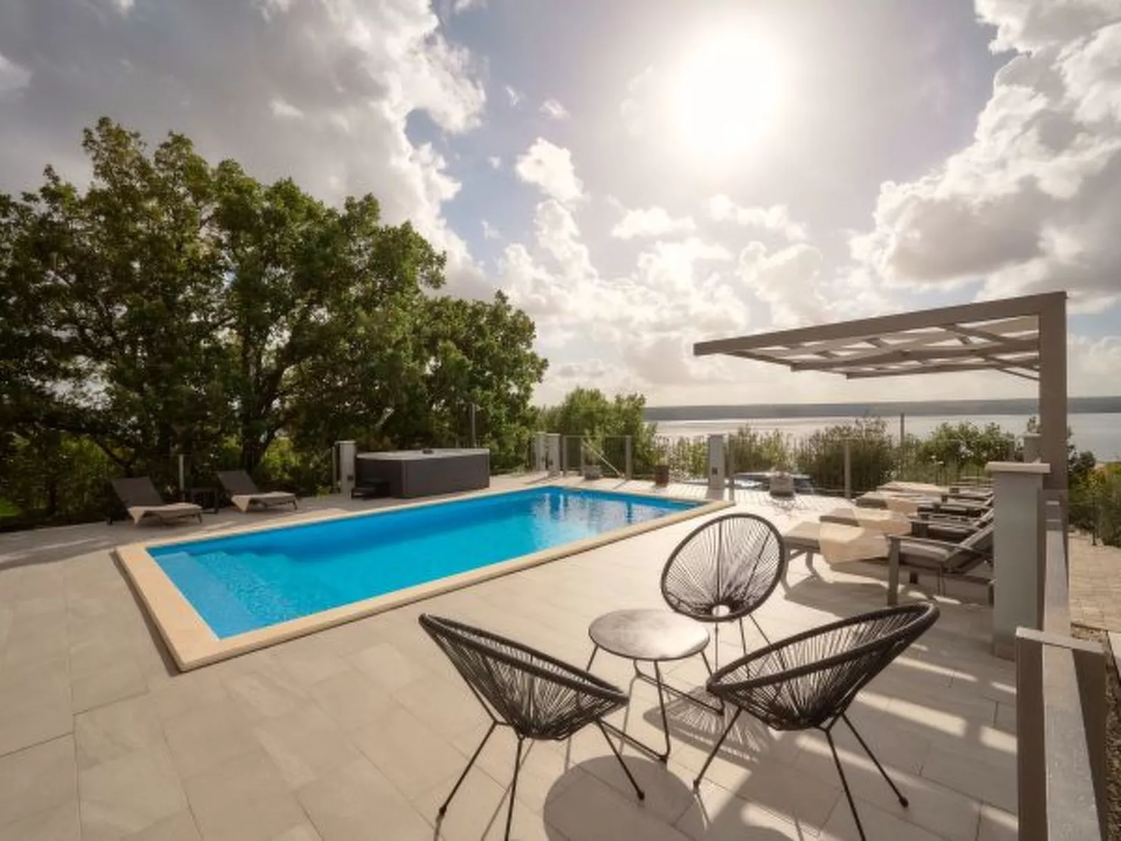 Beautiful Villa Katharina with pool - Draußen