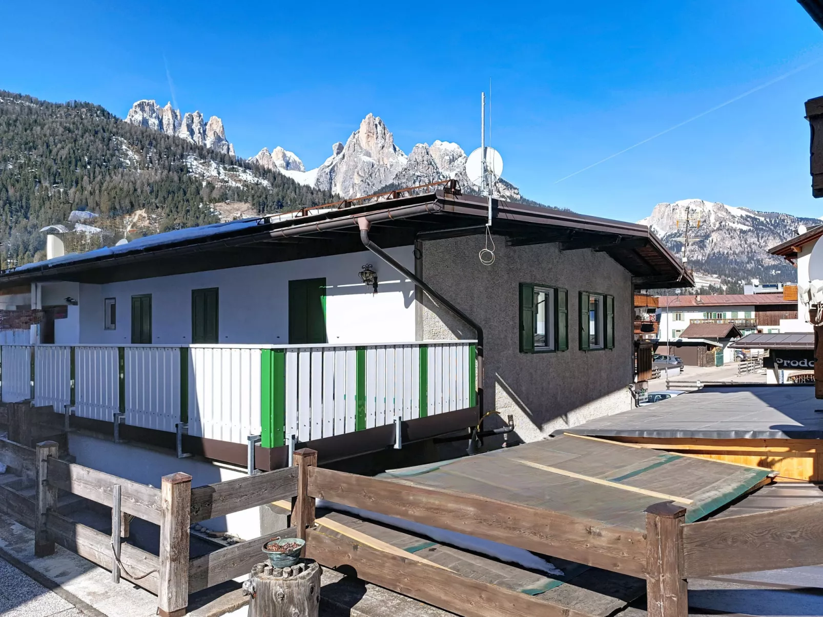 Cesa Marco - Outside