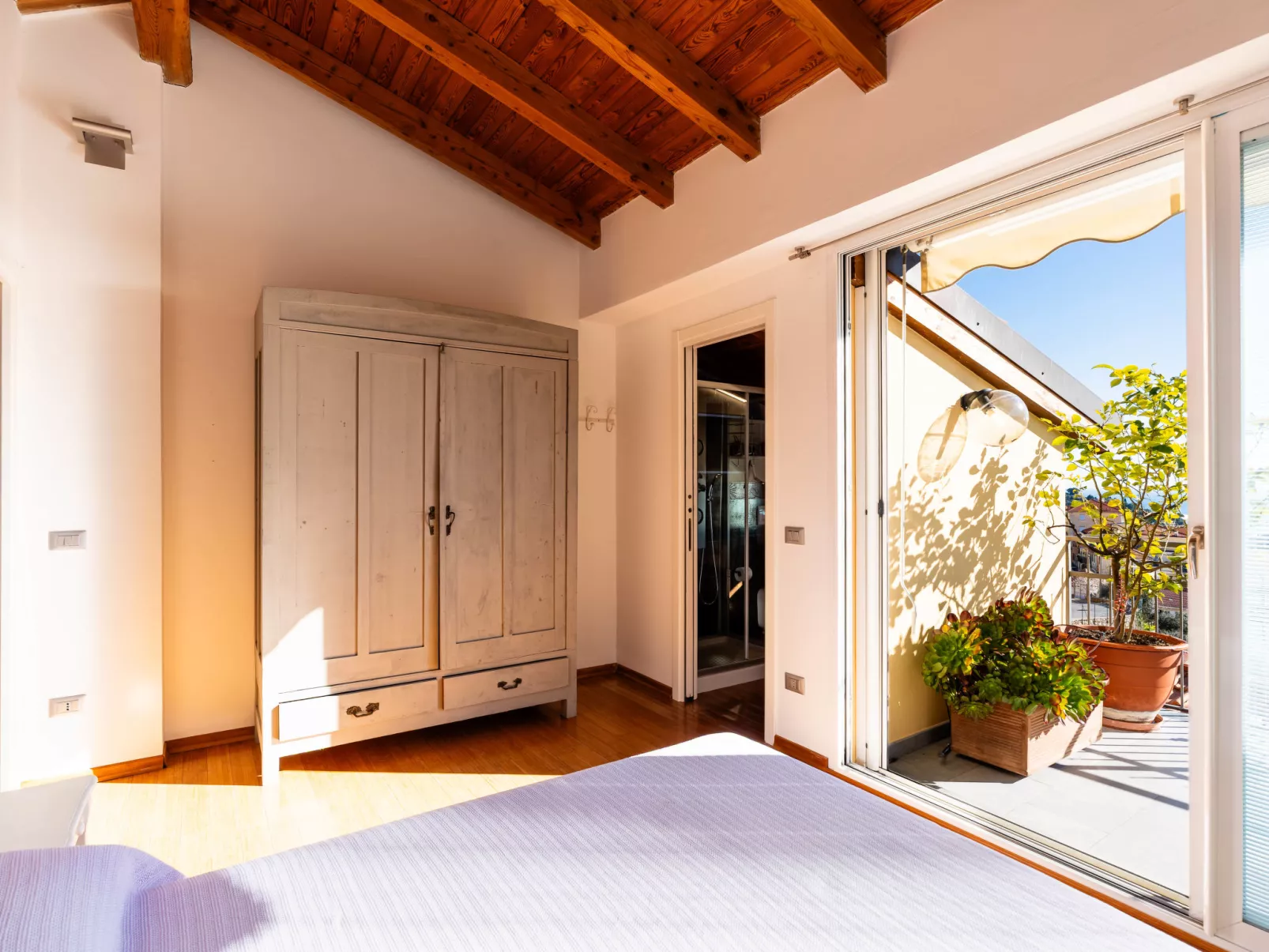 Terrazza con glicine - Dedans