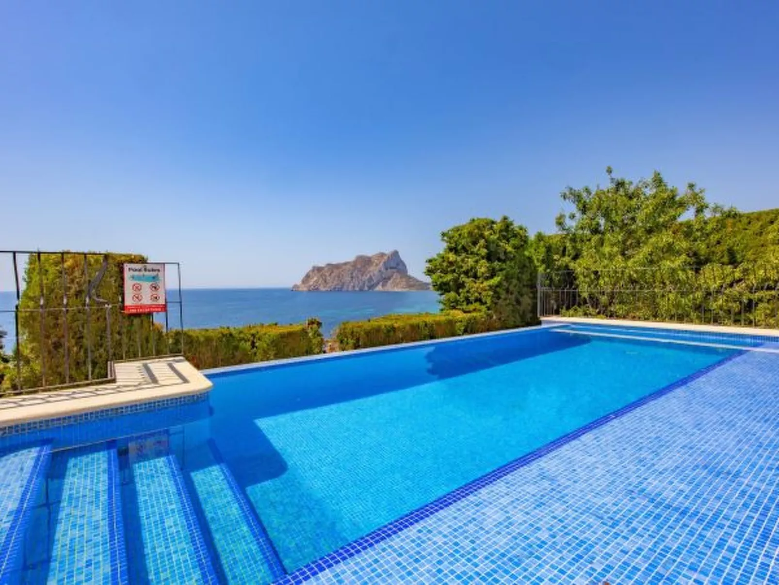 Villa Quimera - PlusHolidays - Image-tags.info