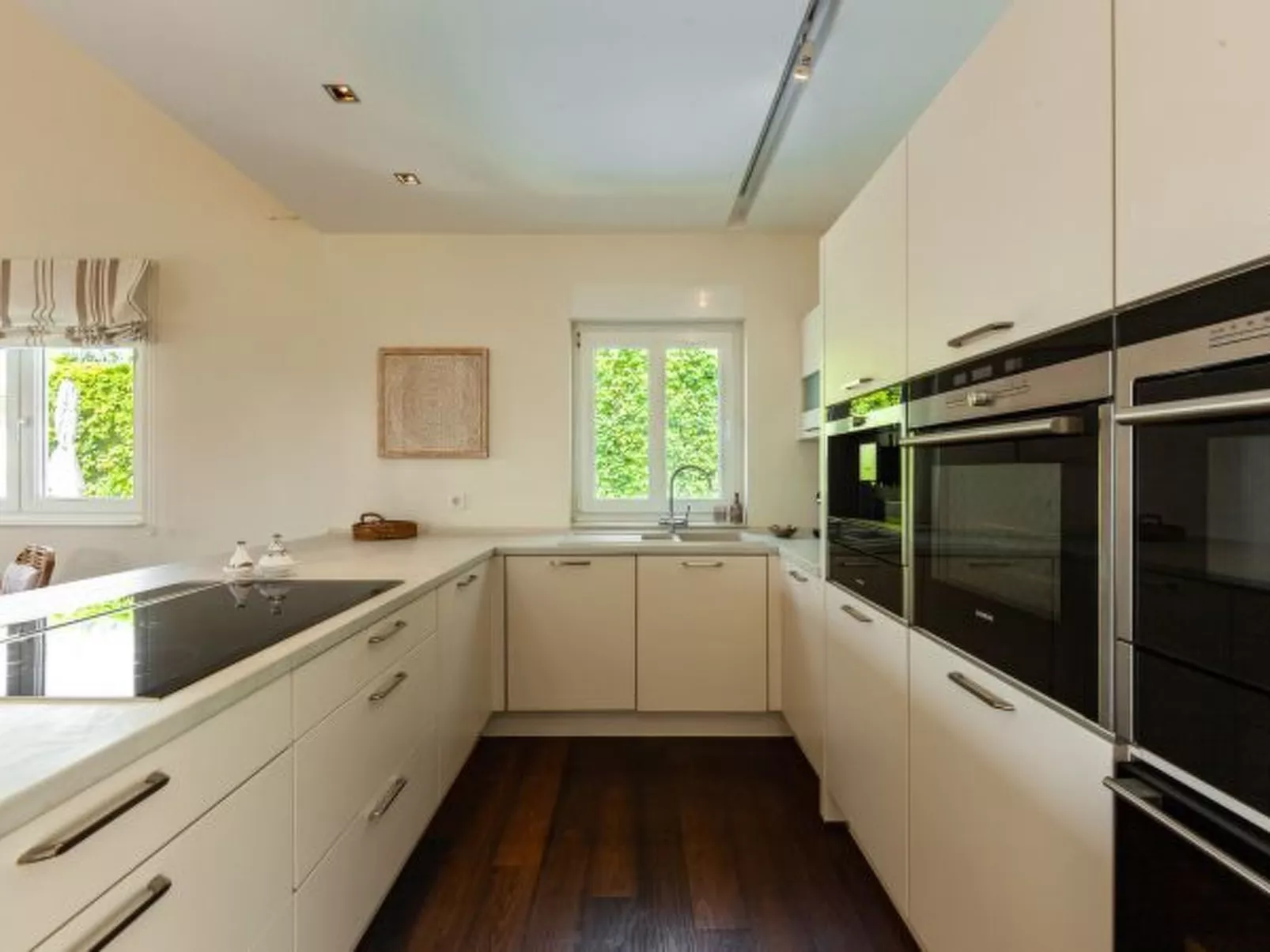 Villa Madrugada, beachside villa in Costabella - Image-tags.info