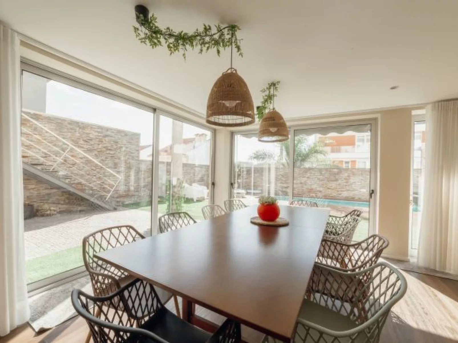 POOL & CINEMA VILLA by VACATIONY - Outside