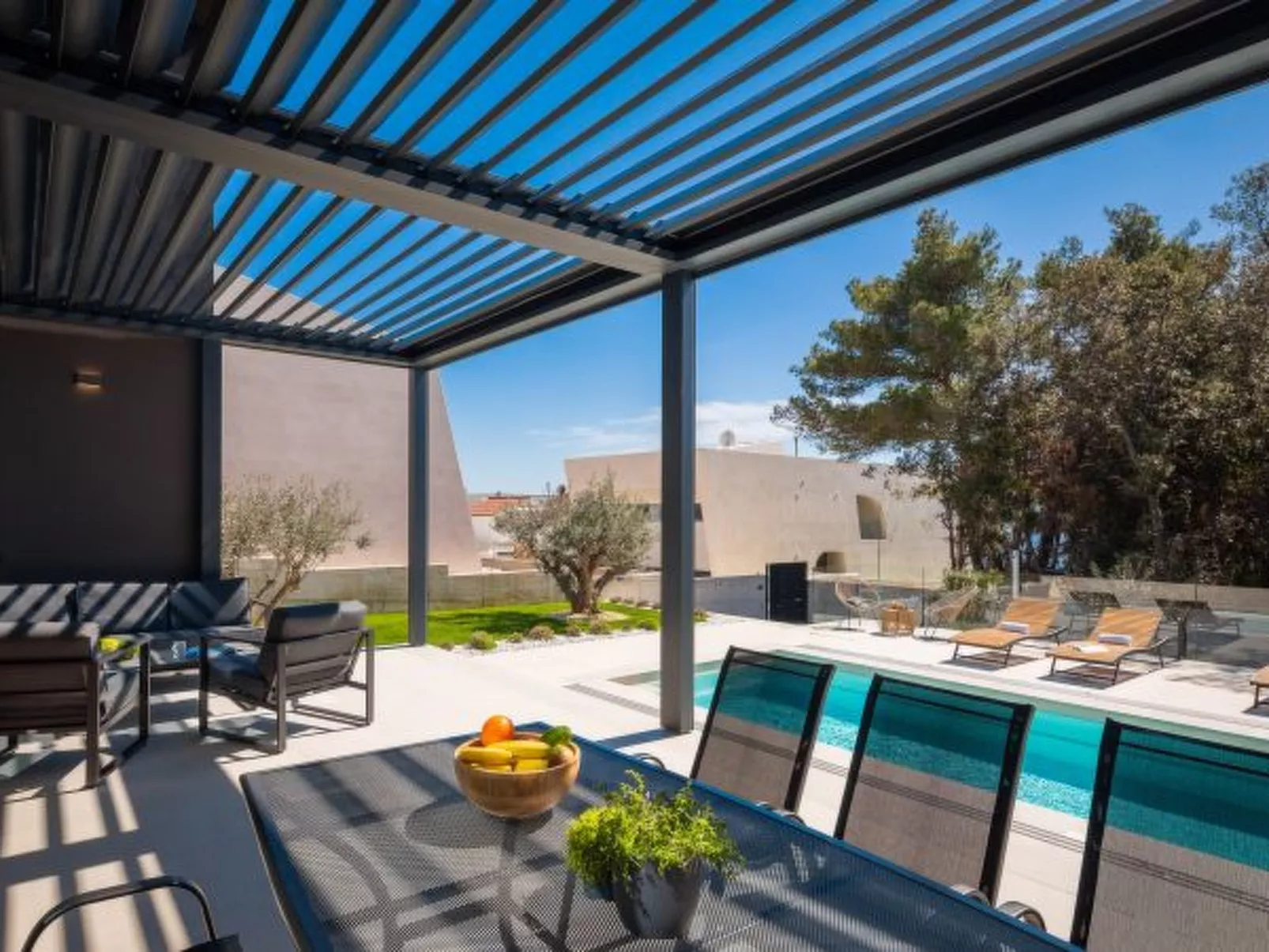 Villa Acacia with heated pool - Image-tags.info