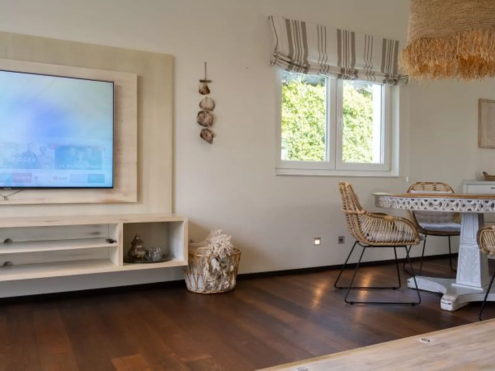 Villa Madrugada, beachside villa in Costabella - Image-tags.info